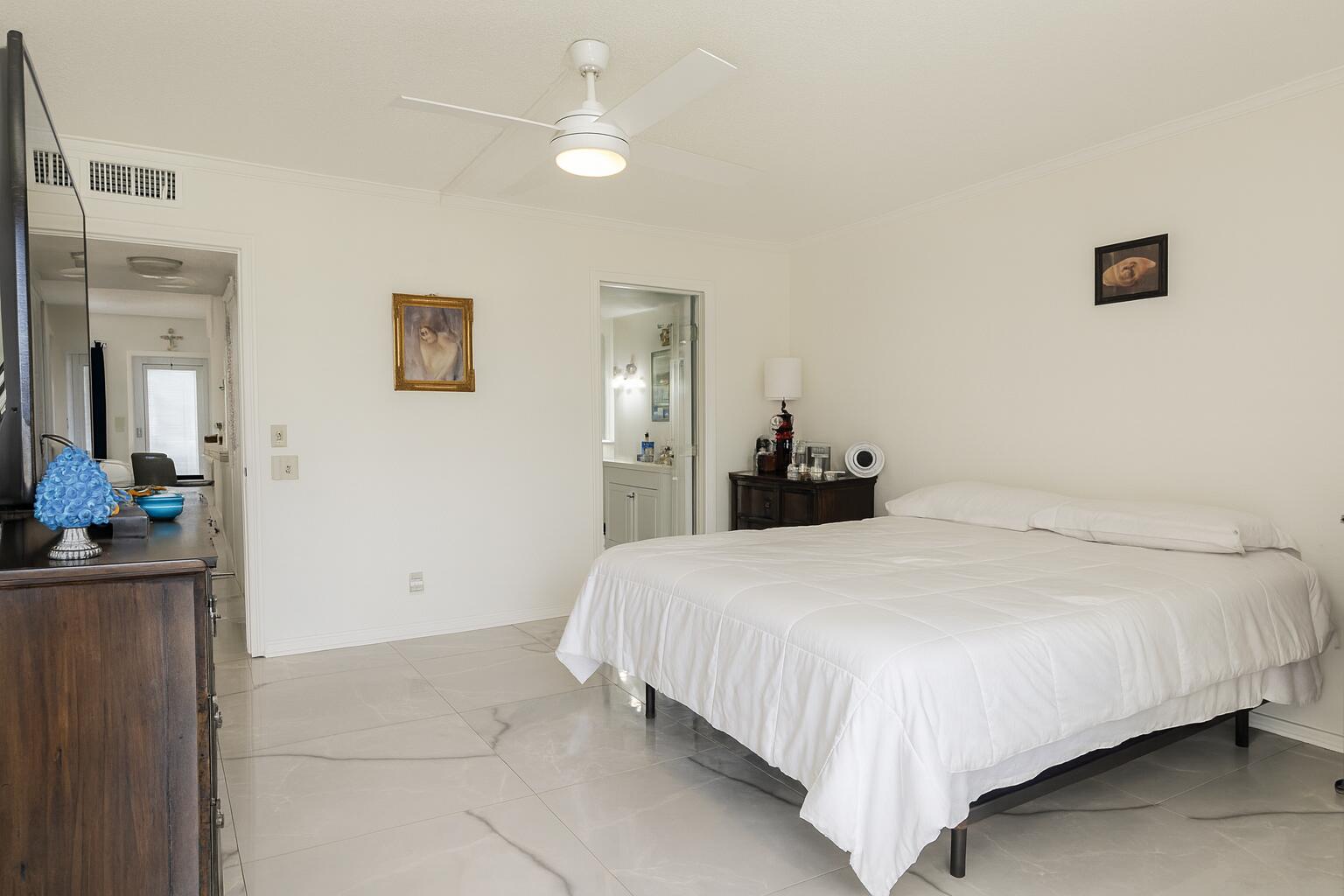 WELLINGTON CONDOS - Residential