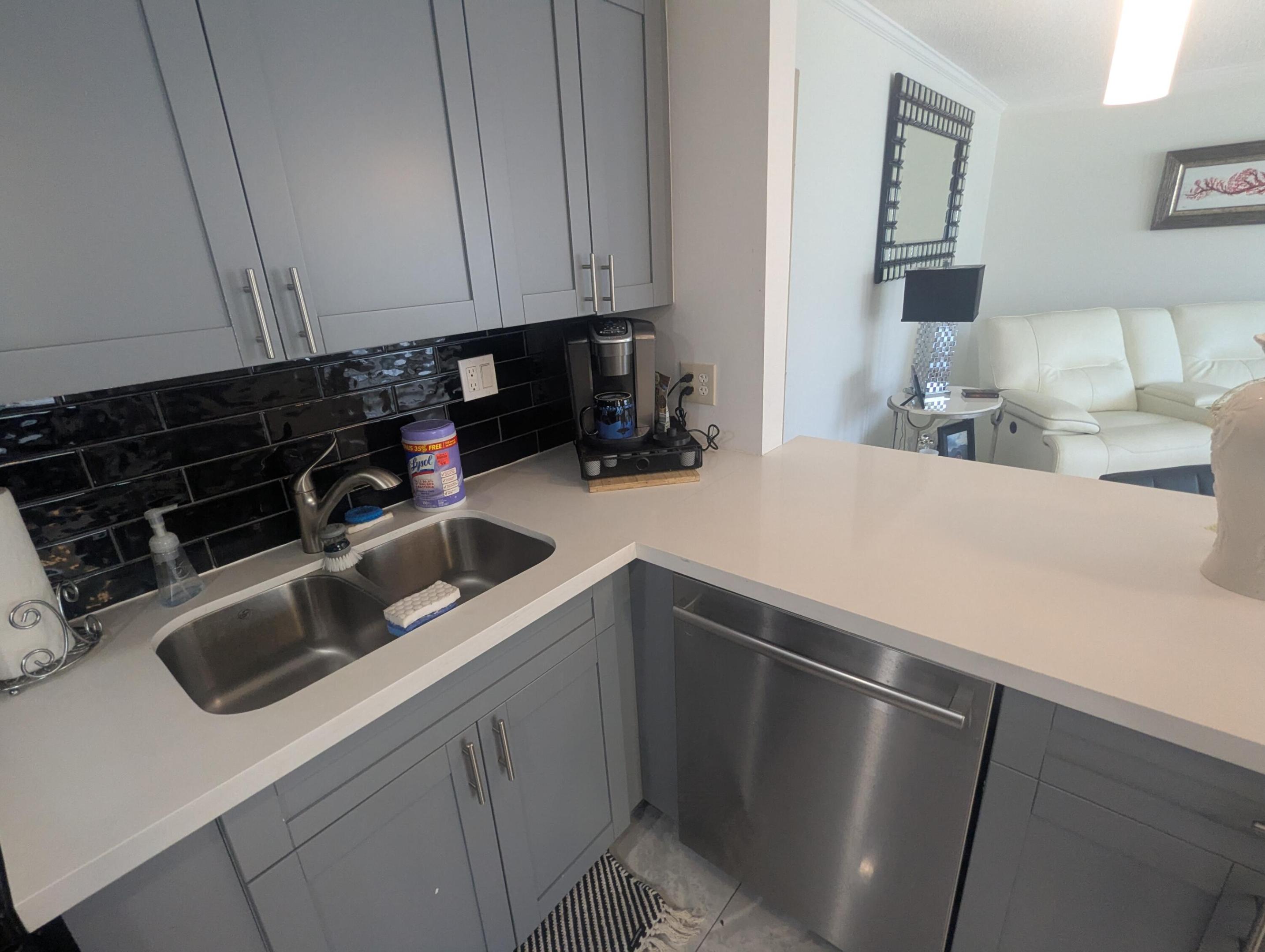 WELLINGTON CONDOS - Residential