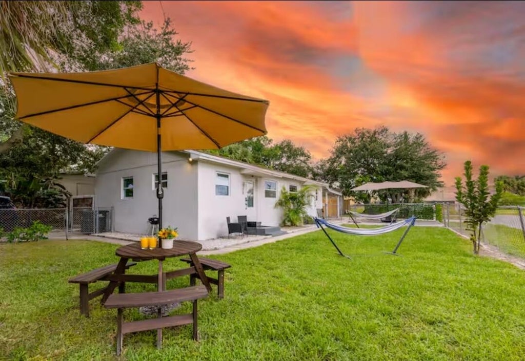 Photo of 928 FLAMINGO Drive, West Palm Beach, FL 33401 (MLS # B26081548)
