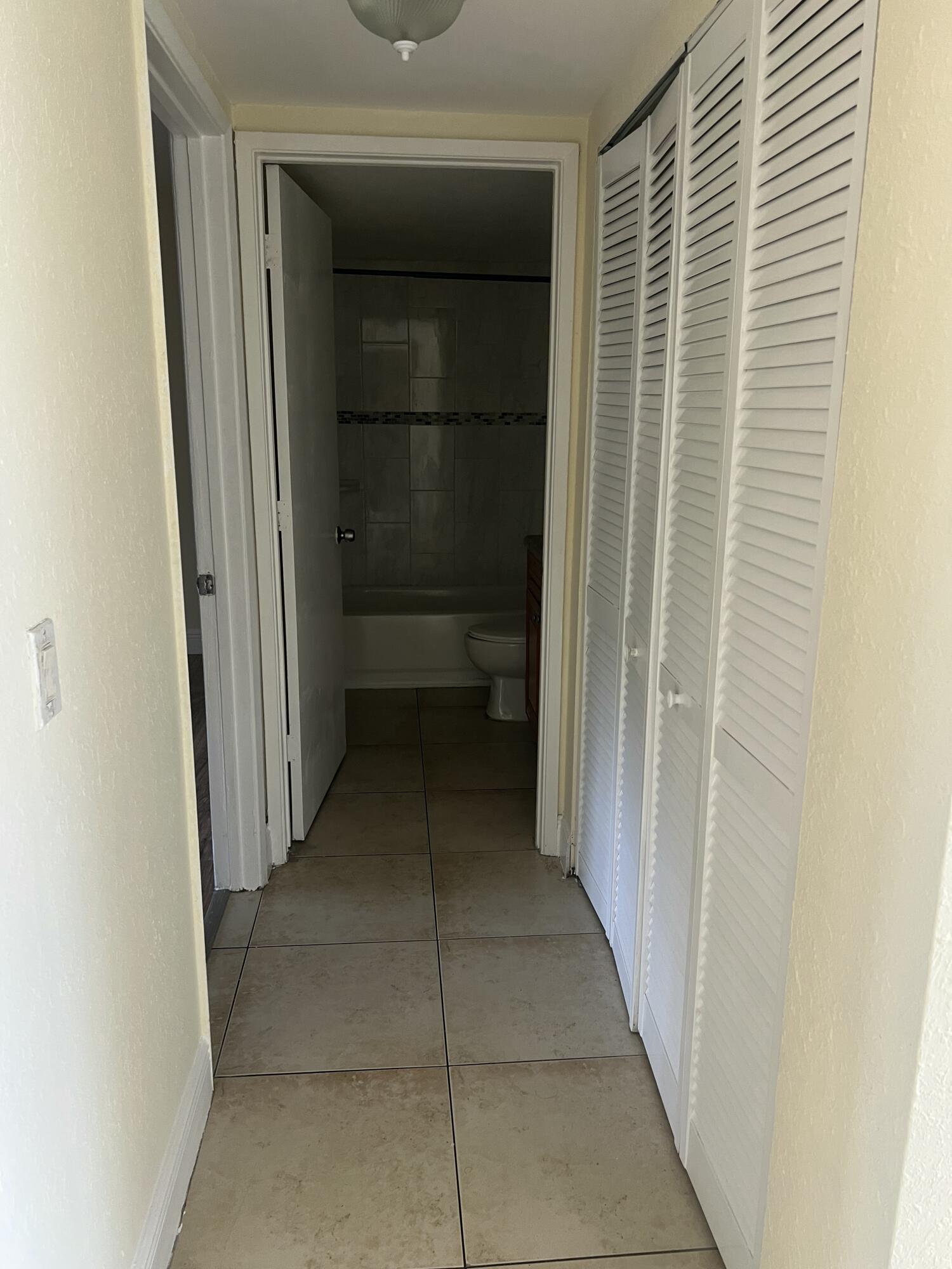 PALM BEACH PLACE CONDO - Residential Lease