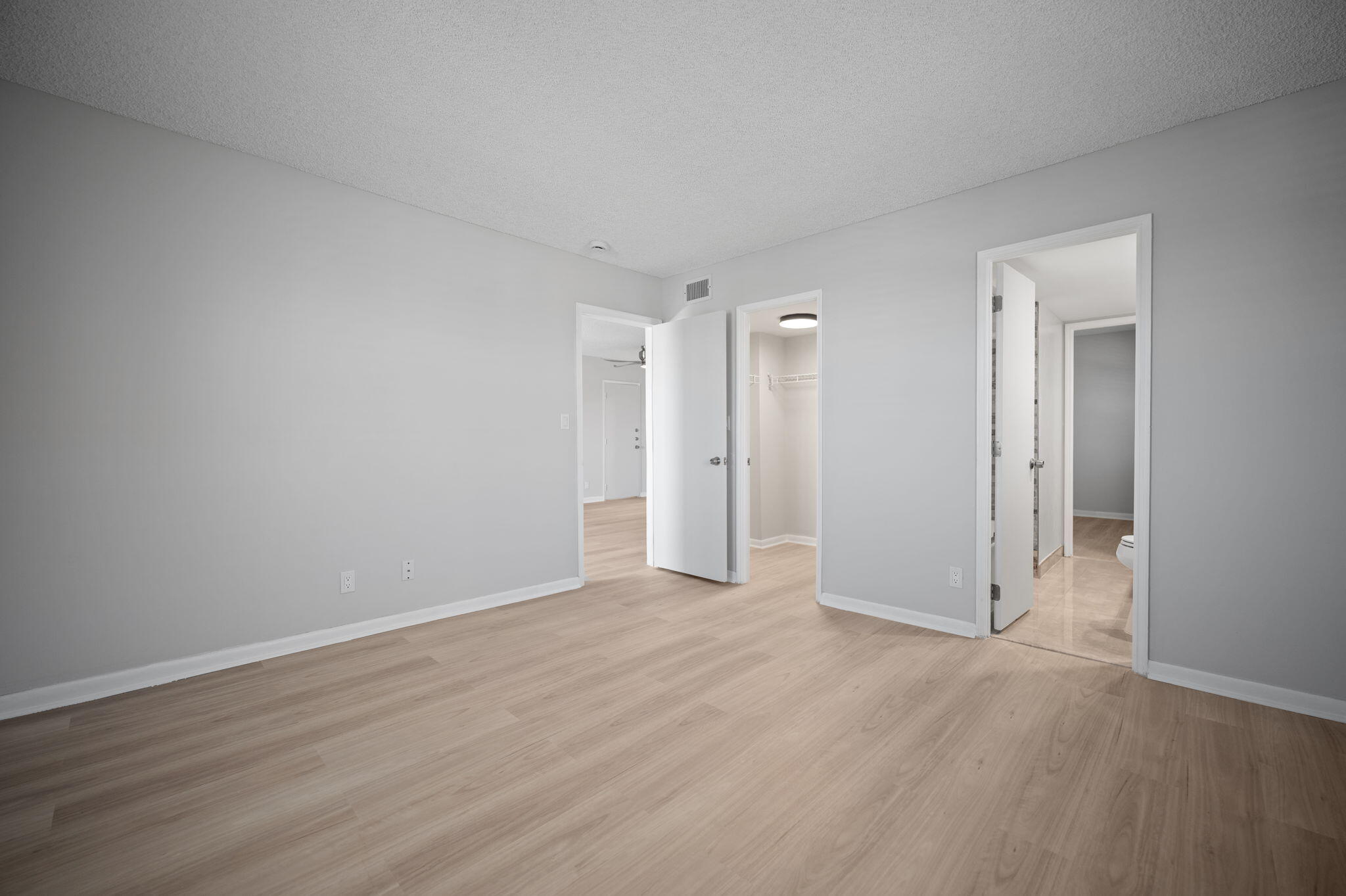 VICTORIA PARK TOWER CONDO - Residential