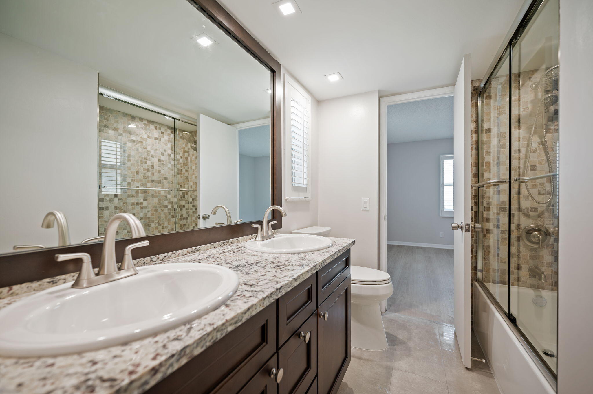 VICTORIA PARK TOWER CONDO - Residential