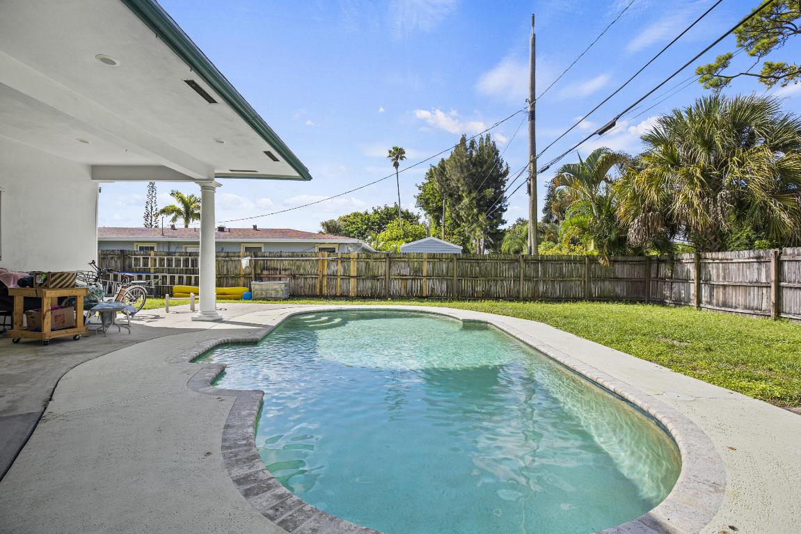 PALM SPRINGS VILLAGE 2 - Residential