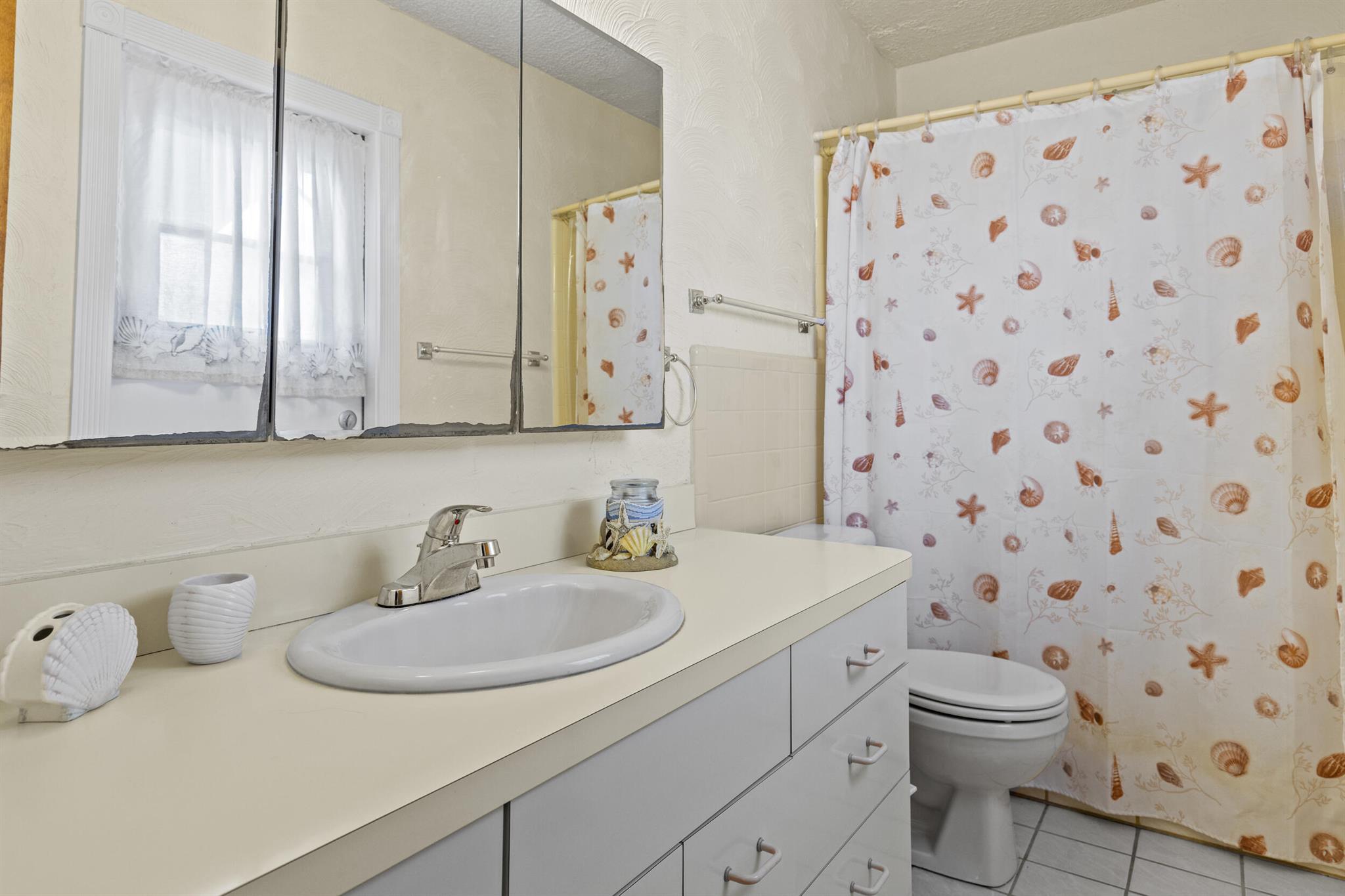 PALM SPRINGS VILLAGE 2 - Residential