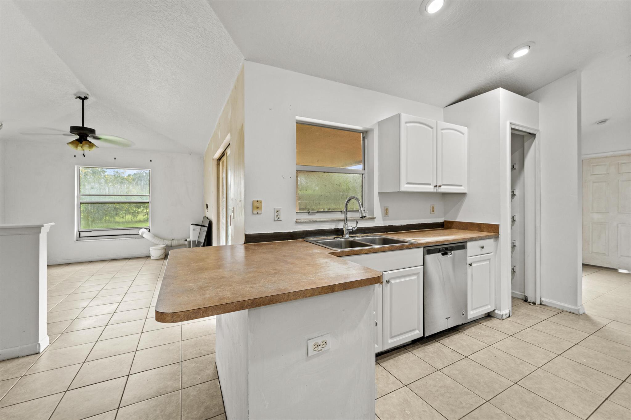 Loxahatchee - Residential