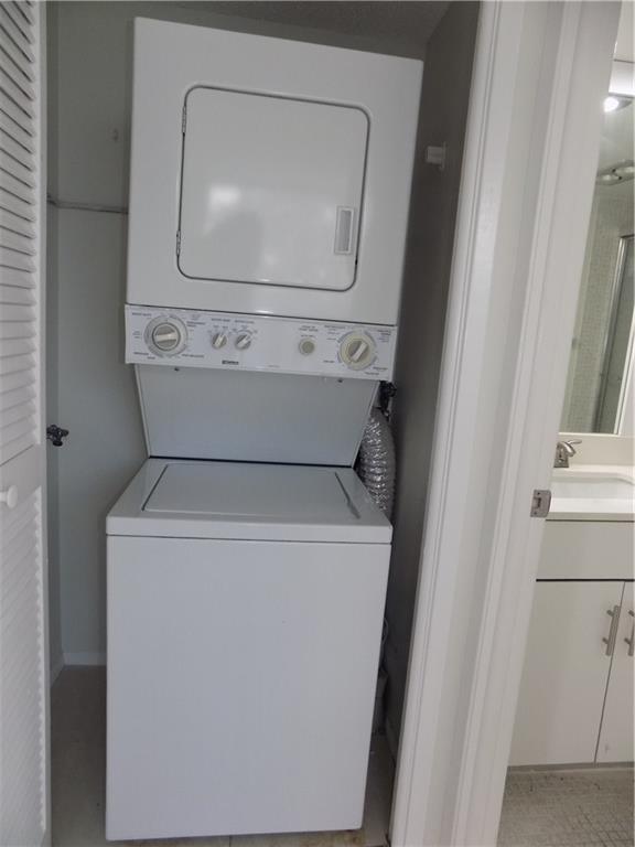 Palm-Aire Country Club 60 - Residential Lease