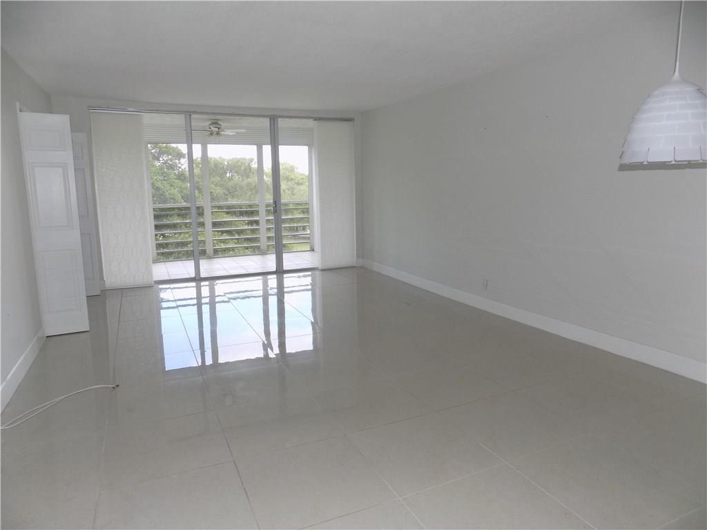 Palm-Aire Country Club 60 - Residential Lease