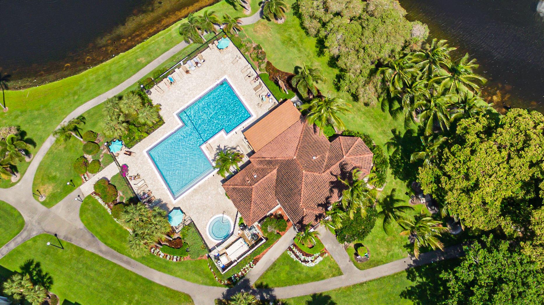 LAKESIDE CONDO - Residential Lease