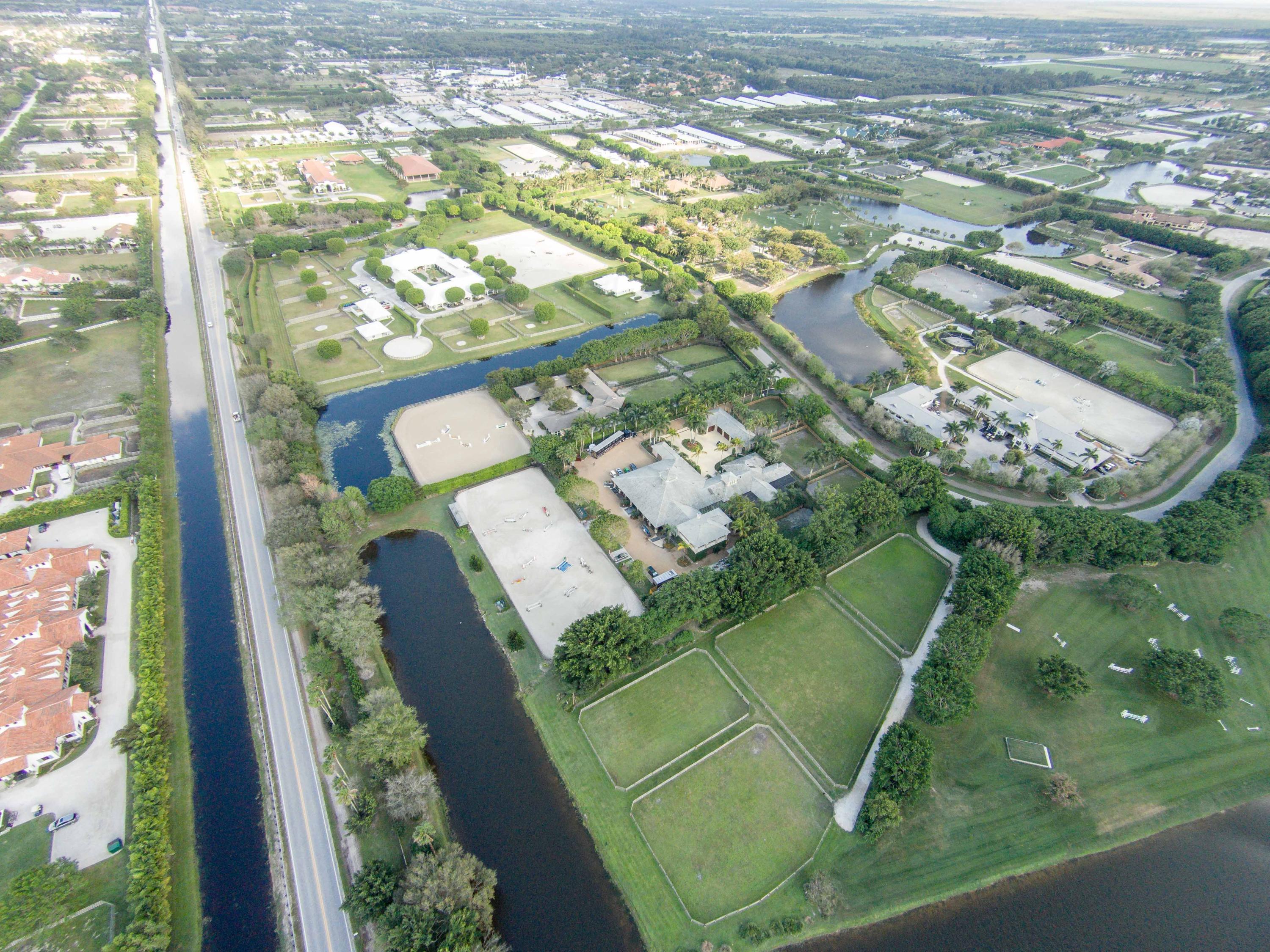 GRAND PRIX FARMS - Residential