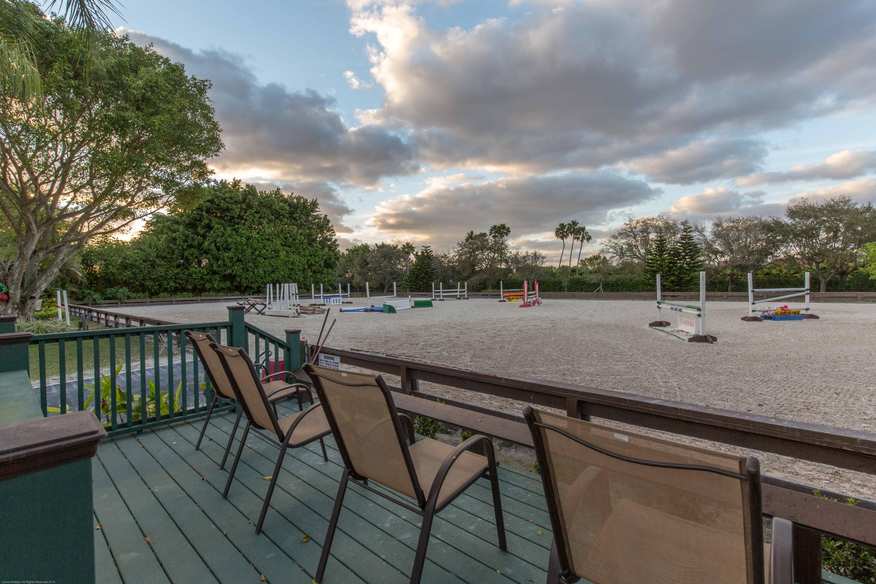 GRAND PRIX FARMS - Residential