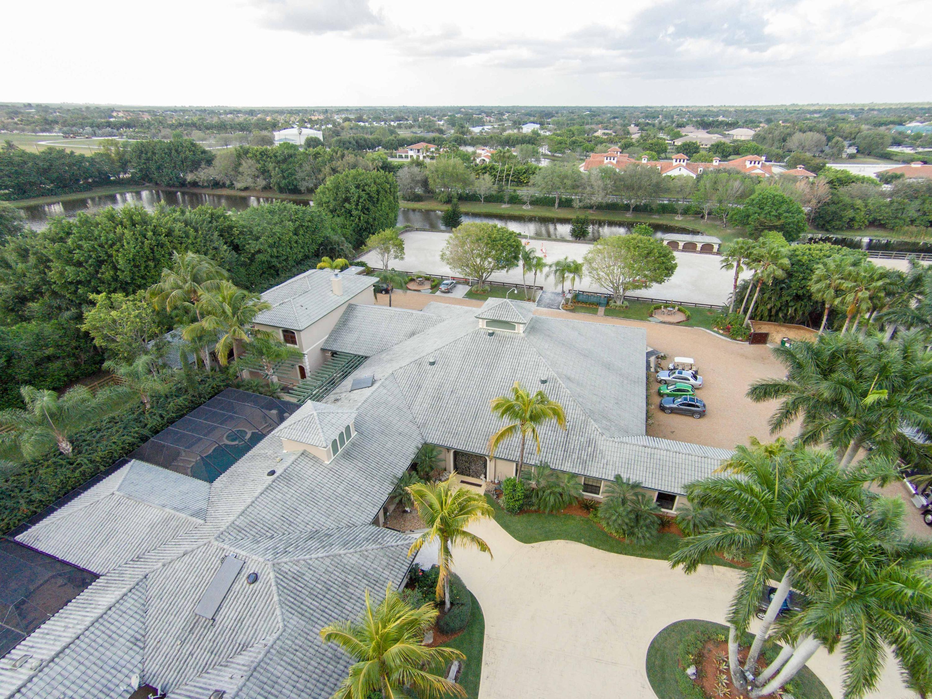 GRAND PRIX FARMS - Residential