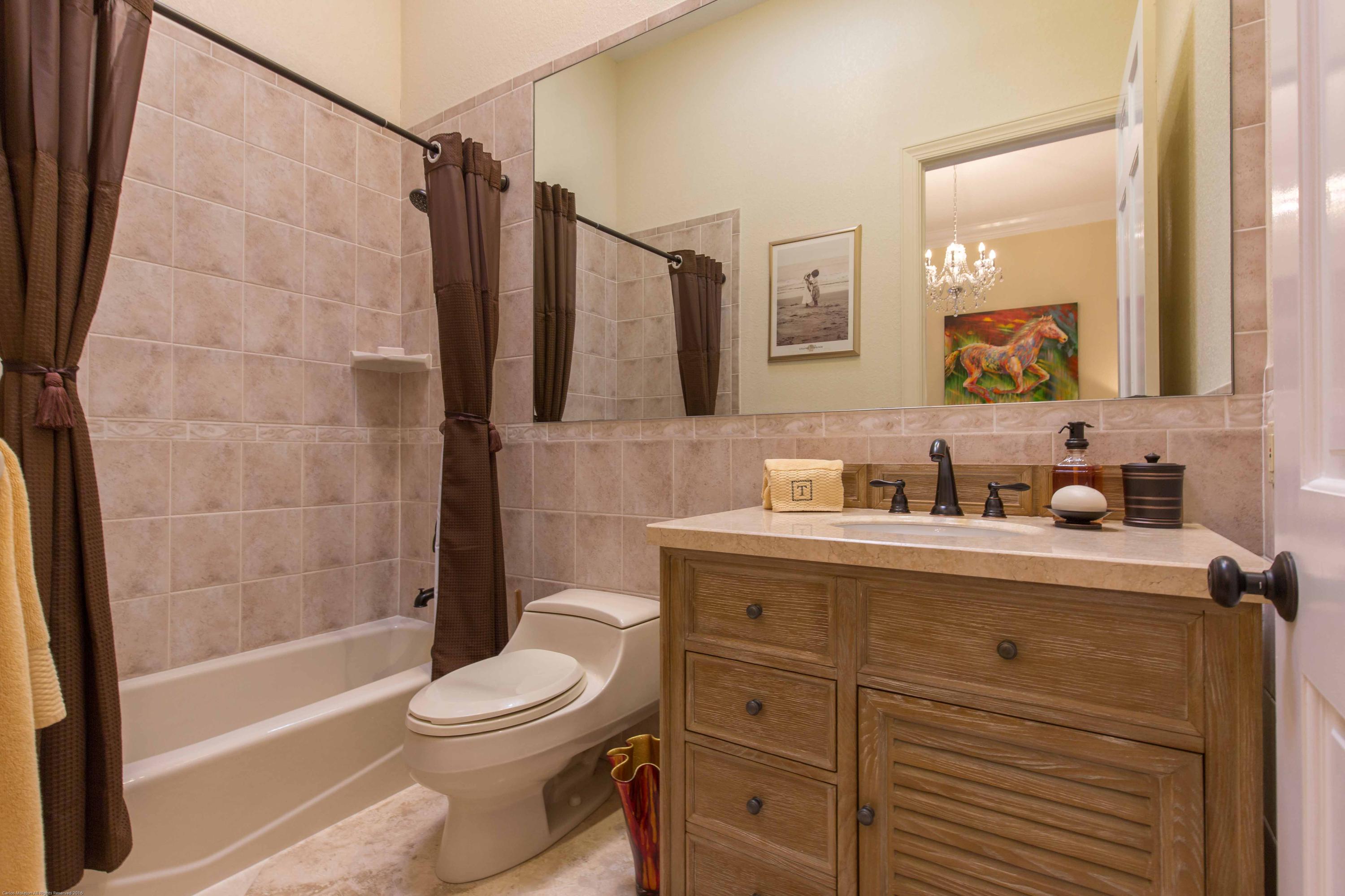 GRAND PRIX FARMS - Residential