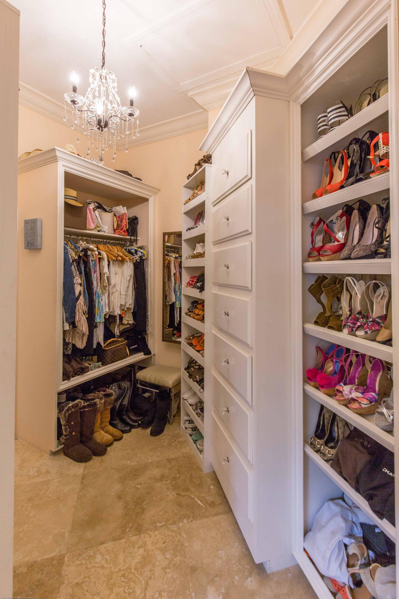 GRAND PRIX FARMS - Residential