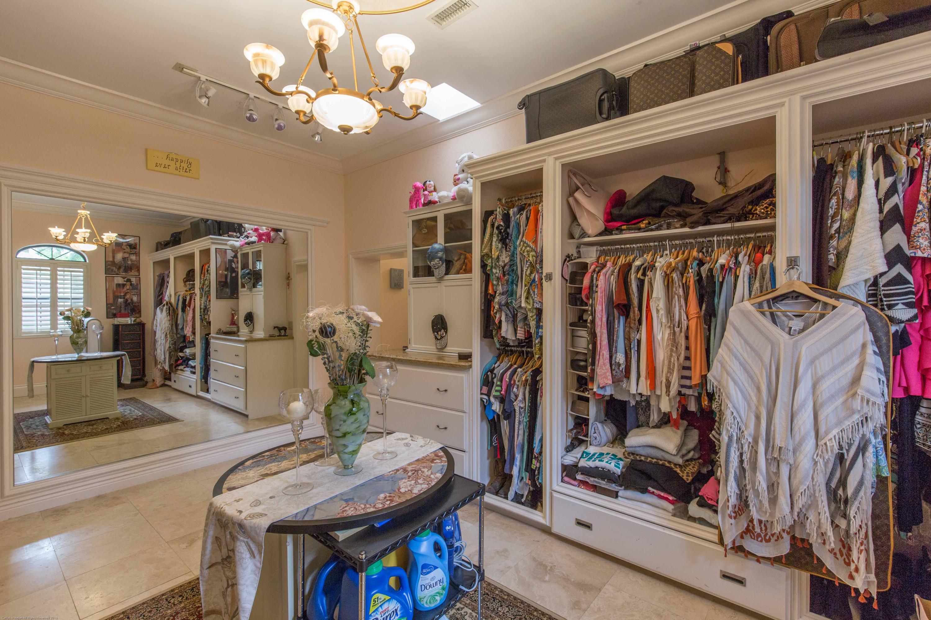 GRAND PRIX FARMS - Residential