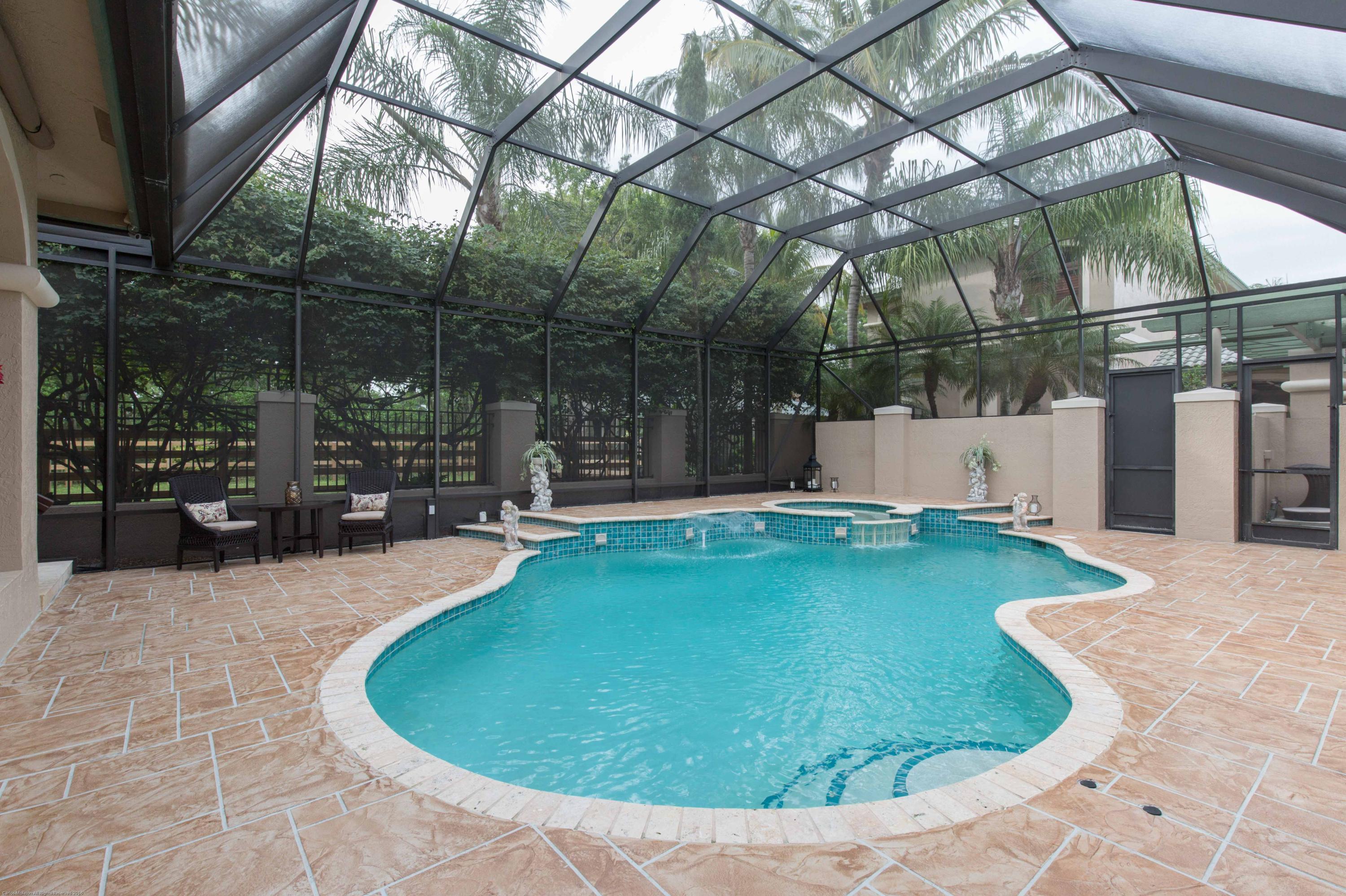 GRAND PRIX FARMS - Residential