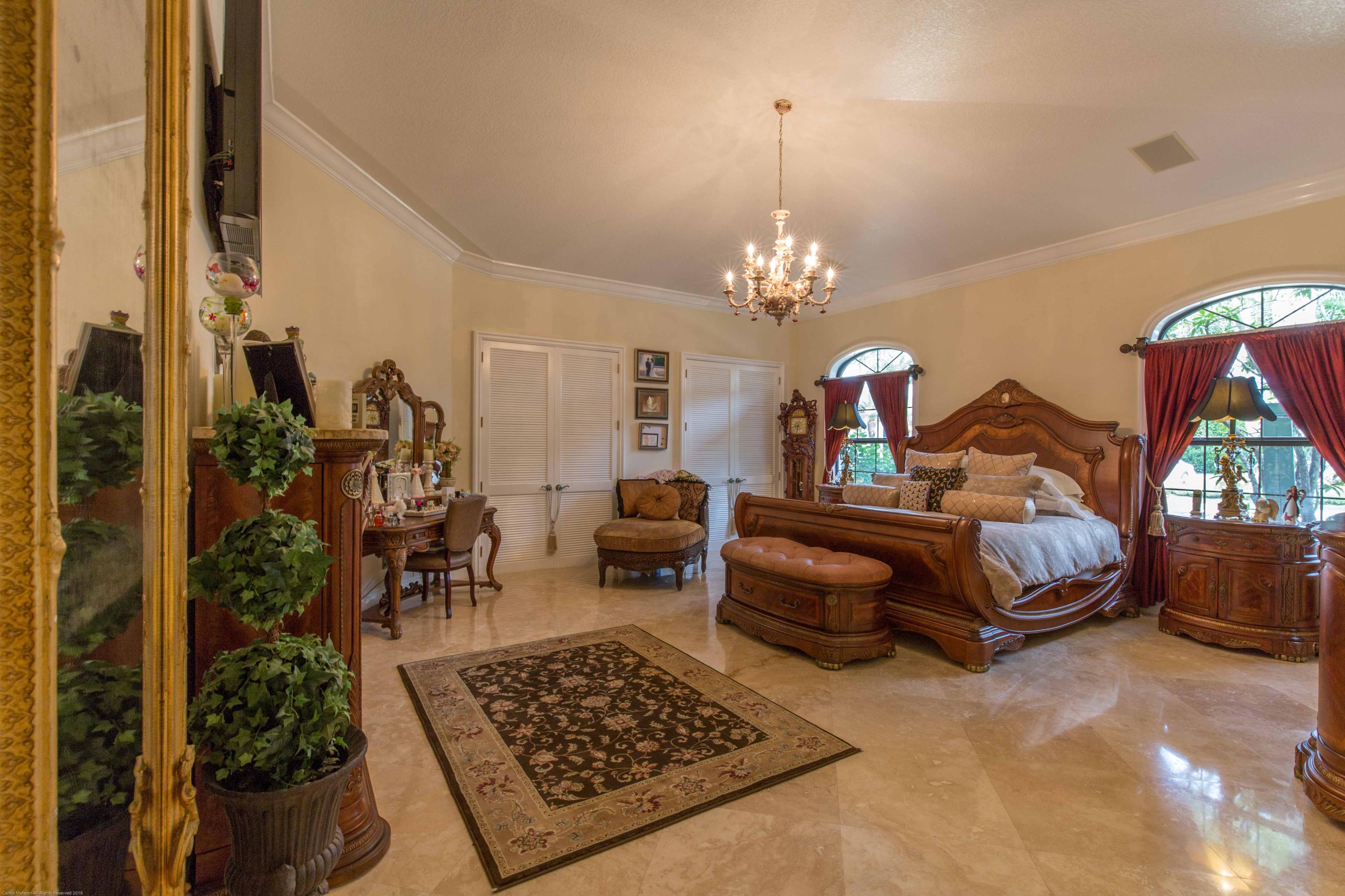 GRAND PRIX FARMS - Residential