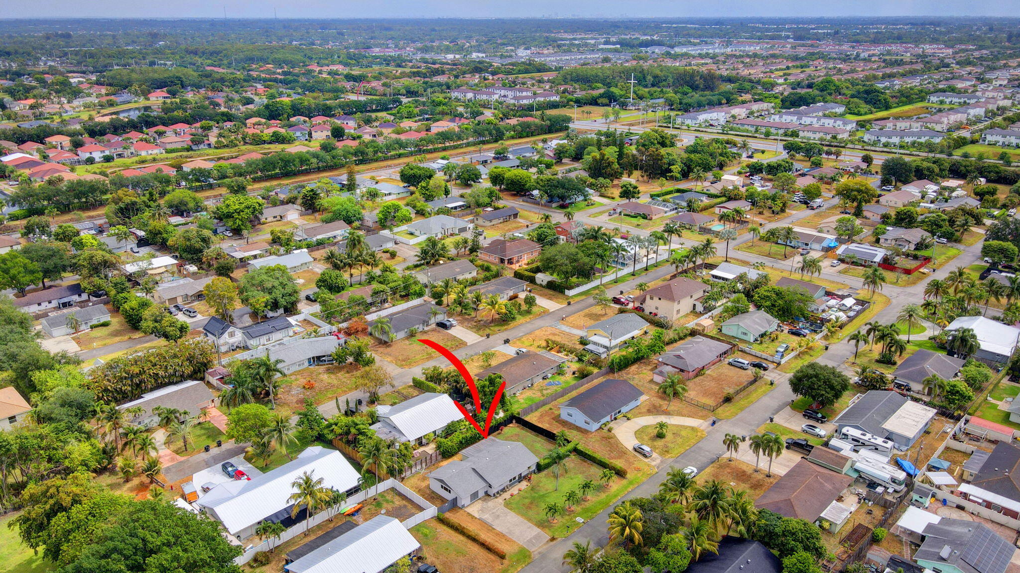 TROPICAL COUNTRY ESTATES - Residential