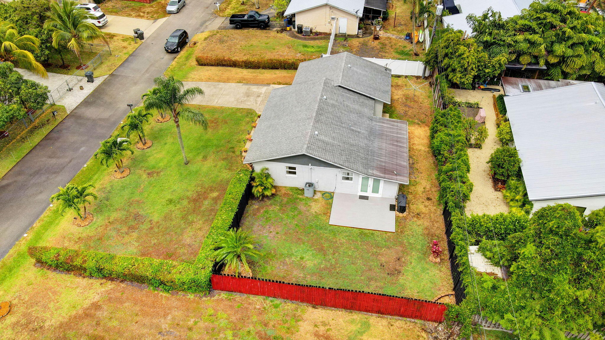 TROPICAL COUNTRY ESTATES - Residential