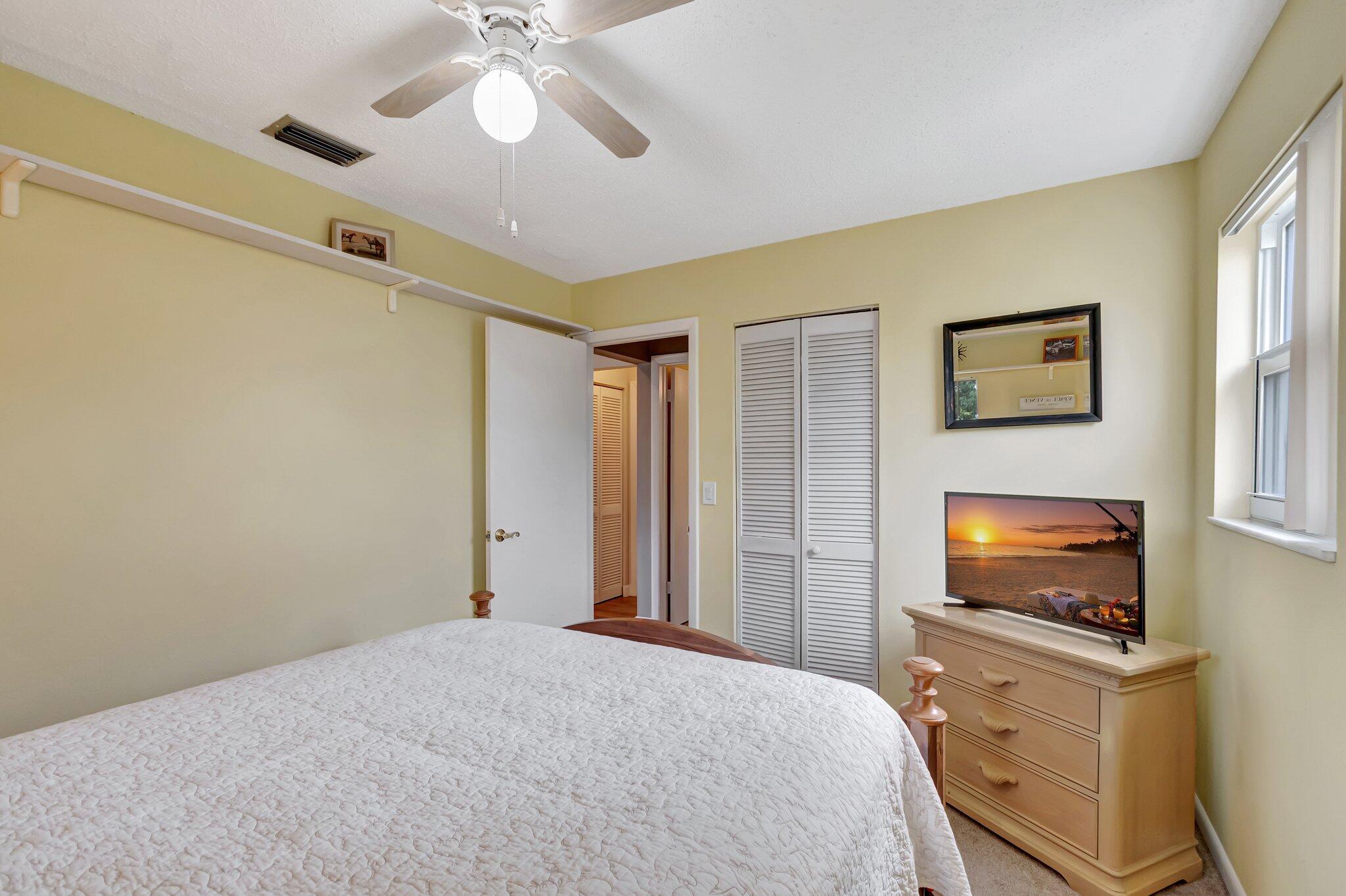 TROPICAL COUNTRY ESTATES - Residential