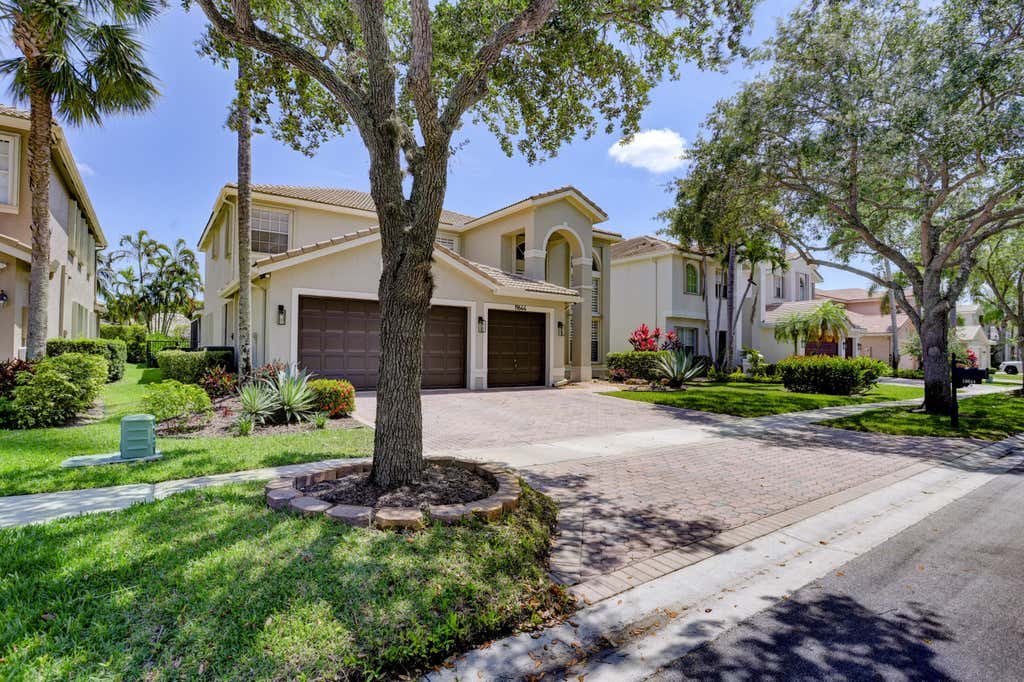 Photo of 19644 Estuary Drive, Boca Raton, FL 33498 (MLS # B26048827)