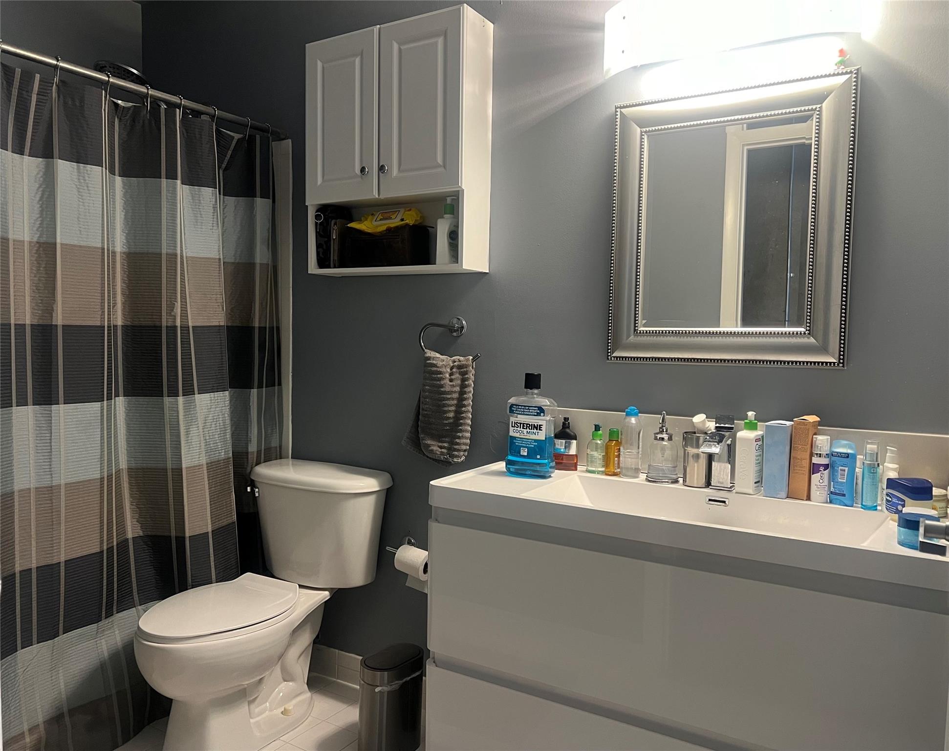 The Yorker Condo - Residential Lease