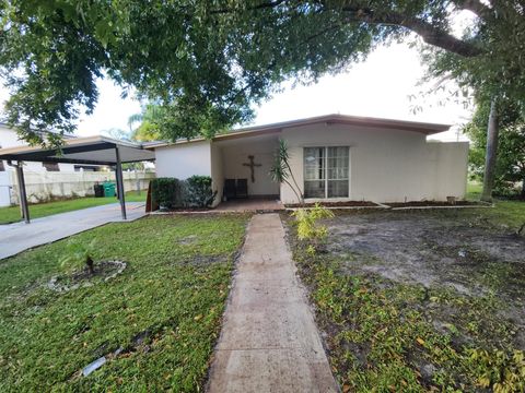 A home in Port St Lucie