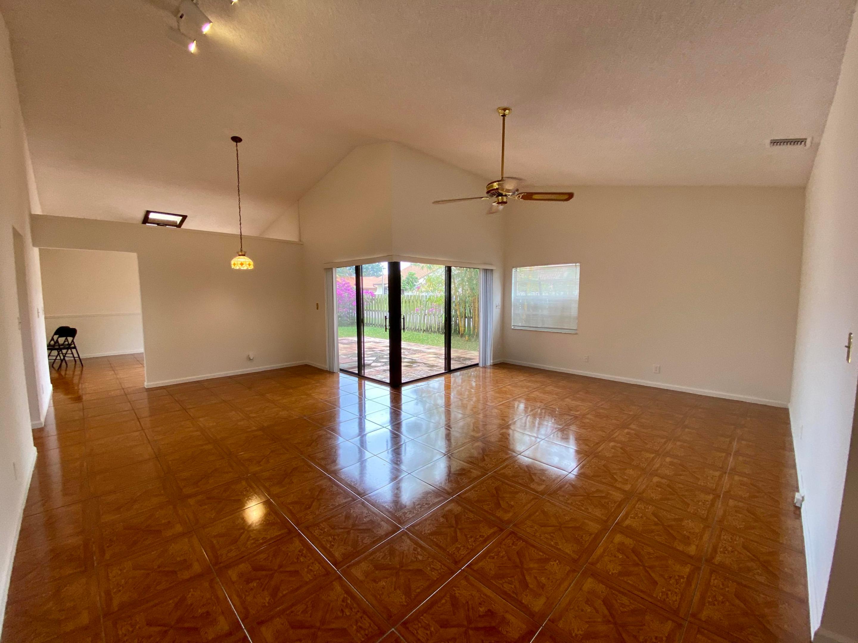 RAINBERRY LAKE PH IV-B - Residential