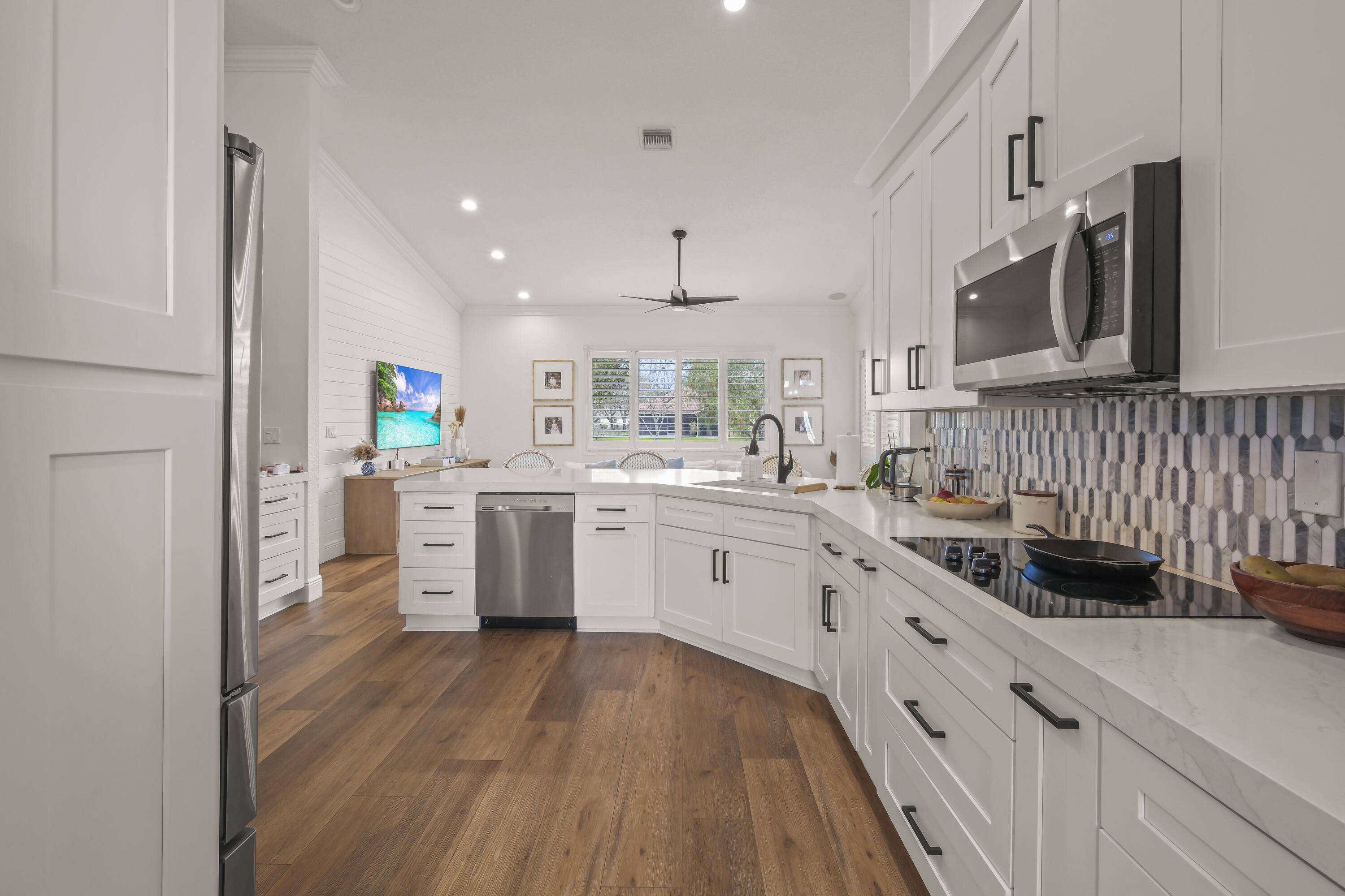 MEADOW WOOD OF THE LANDINGS AT WELLINGTO - Residential
