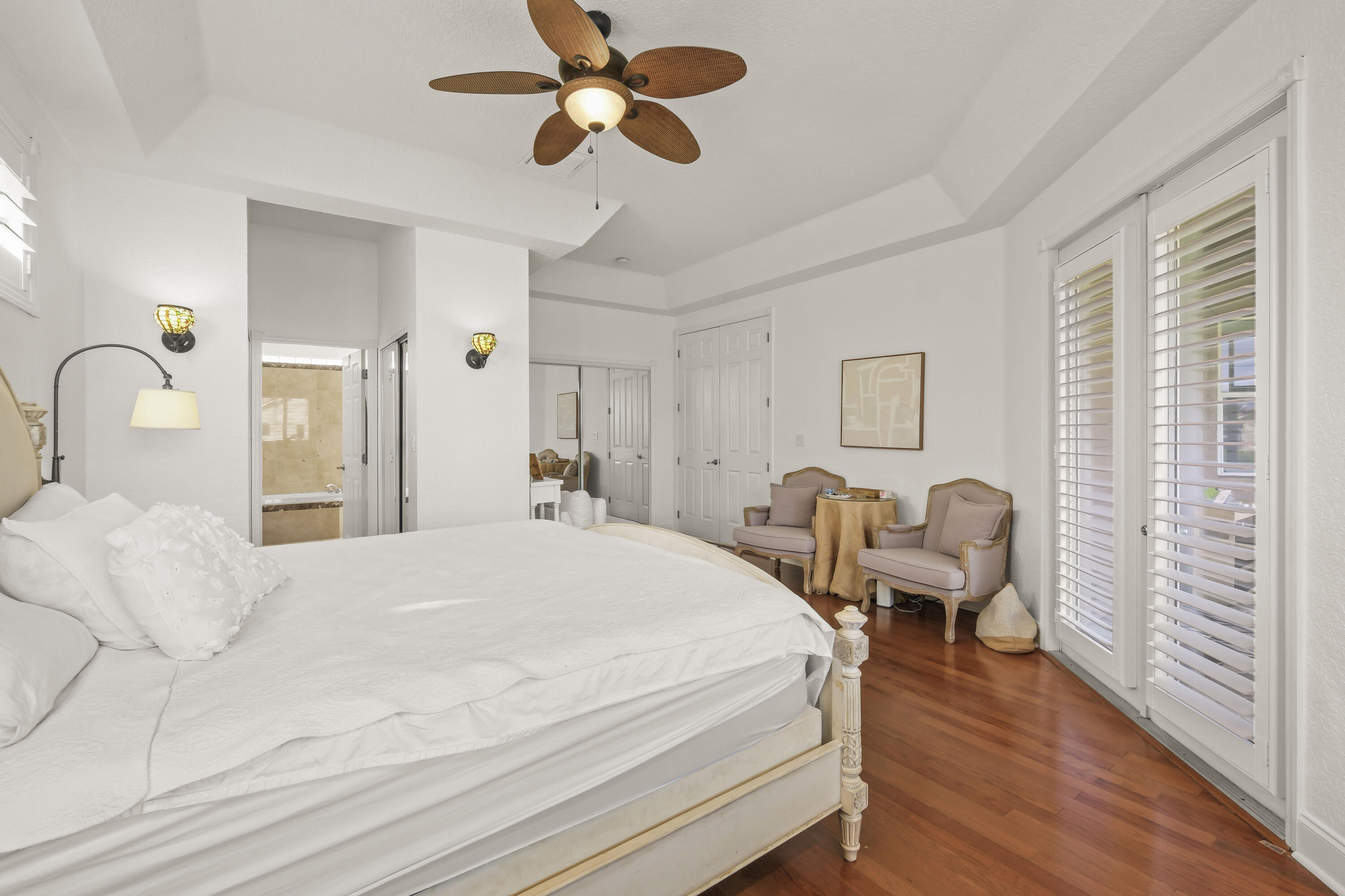 MEADOW WOOD OF THE LANDINGS AT WELLINGTO - Residential