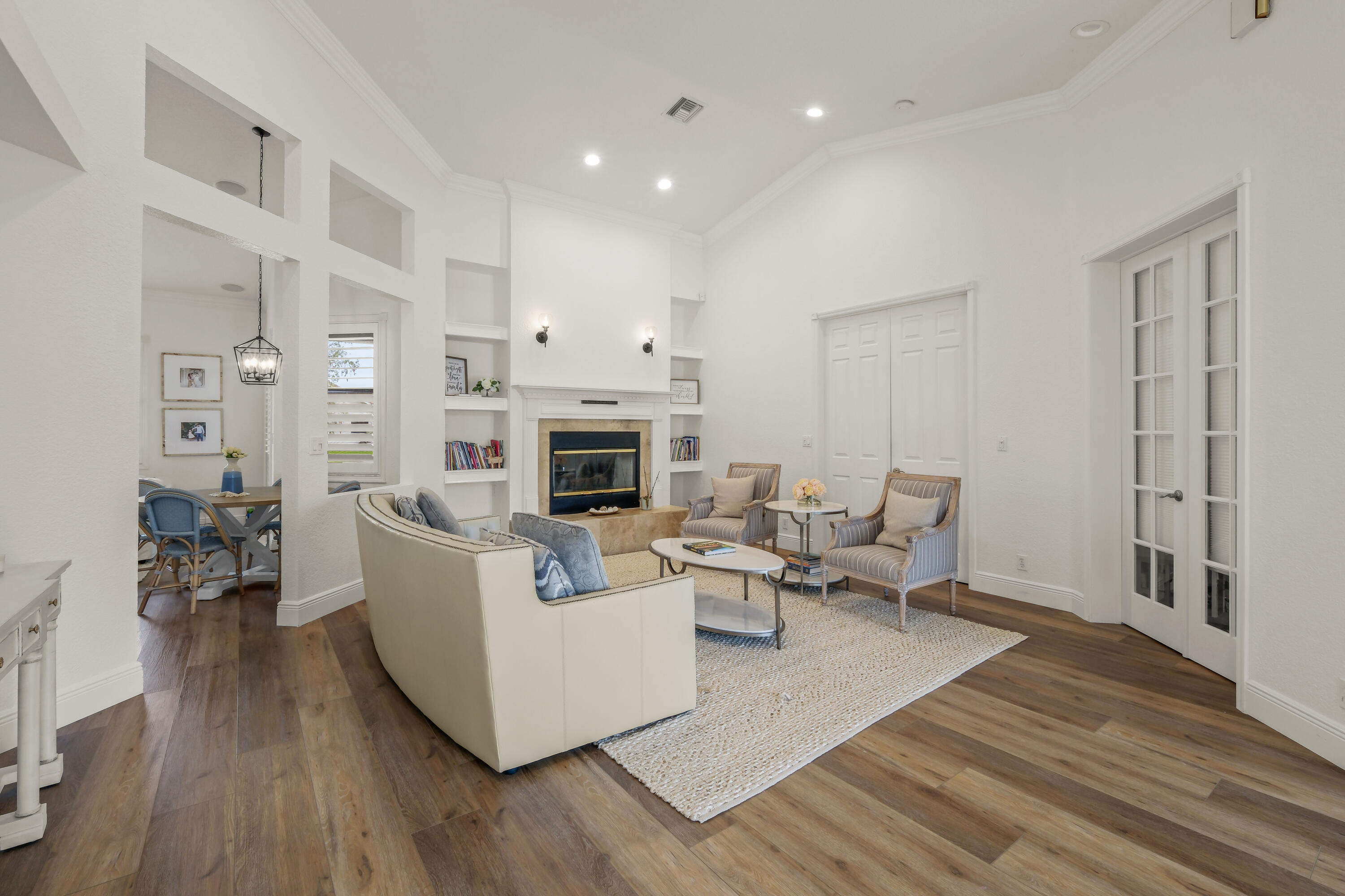 MEADOW WOOD OF THE LANDINGS AT WELLINGTO - Residential
