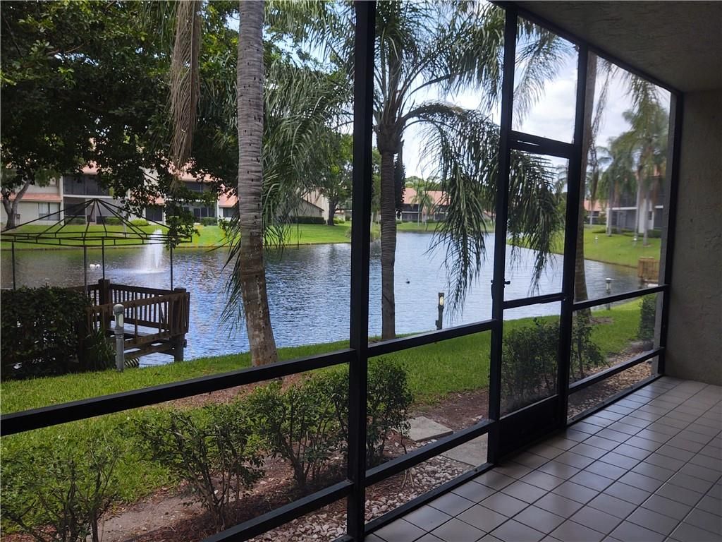 Photo of 5801 Coach House Circle #B, Boca Raton, FL 33486 (MLS # F10479394)