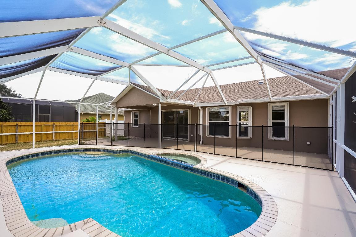 PORT ST LUCIE SECTION 9 - Residential Lease