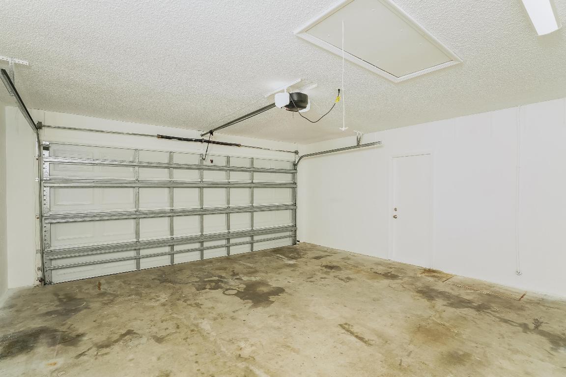 PORT ST LUCIE SECTION 9 - Residential Lease