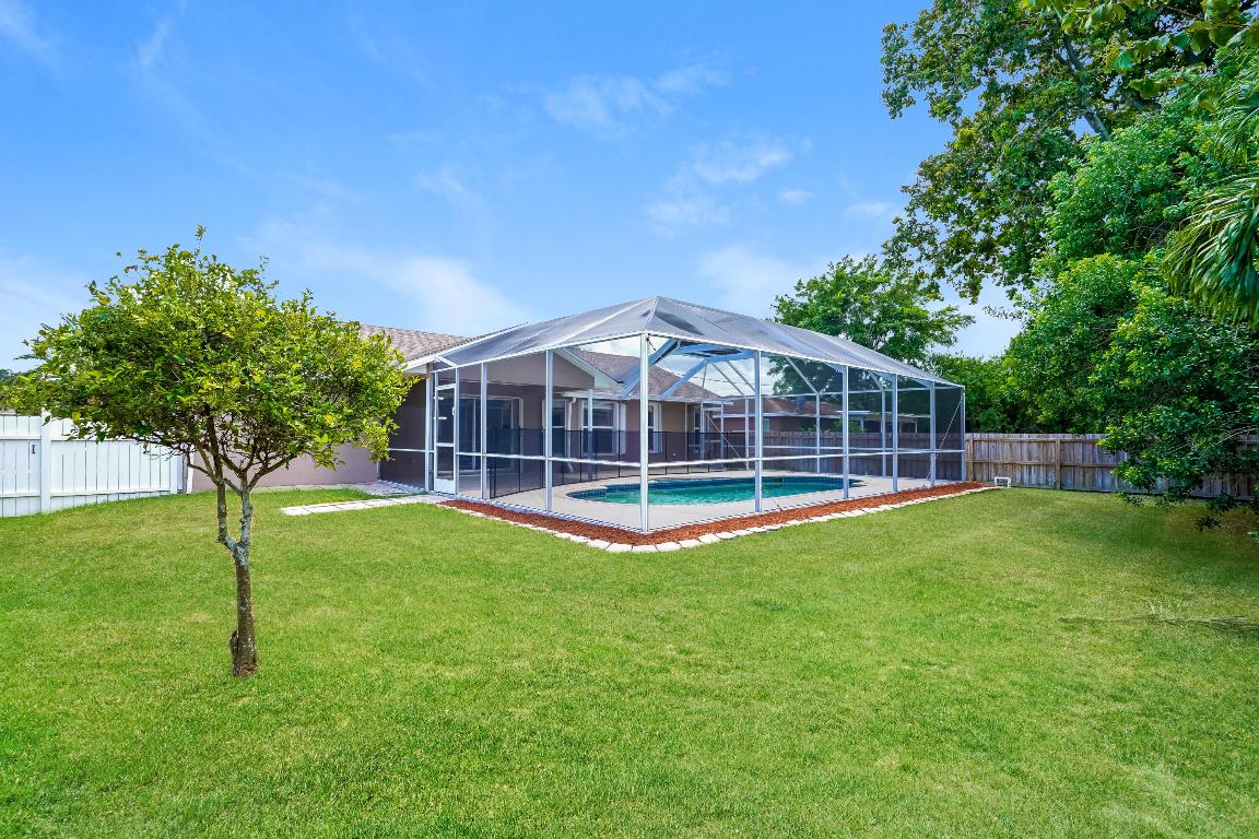 PORT ST LUCIE SECTION 9 - Residential Lease