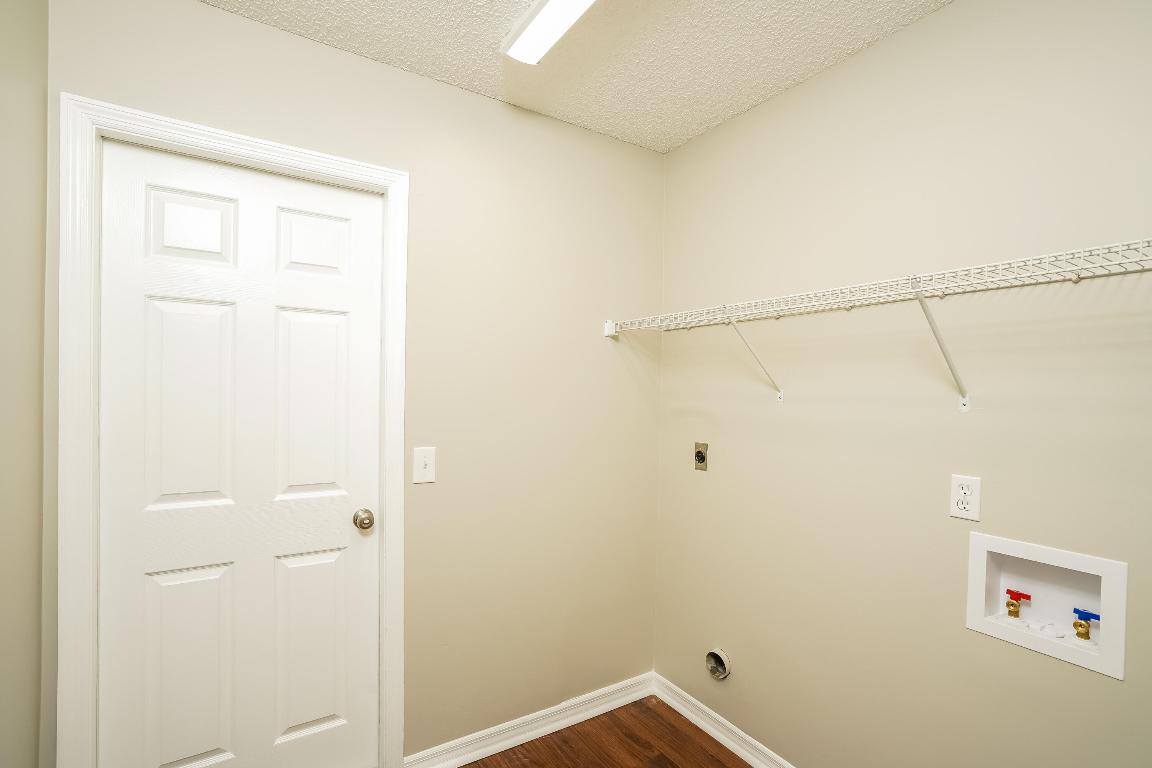 PORT ST LUCIE SECTION 9 - Residential Lease