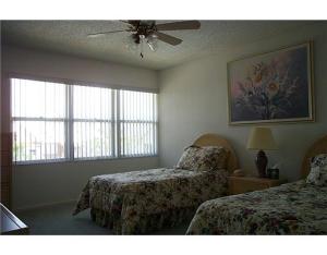 BEACHCOMBER COND DEC - Residential Lease