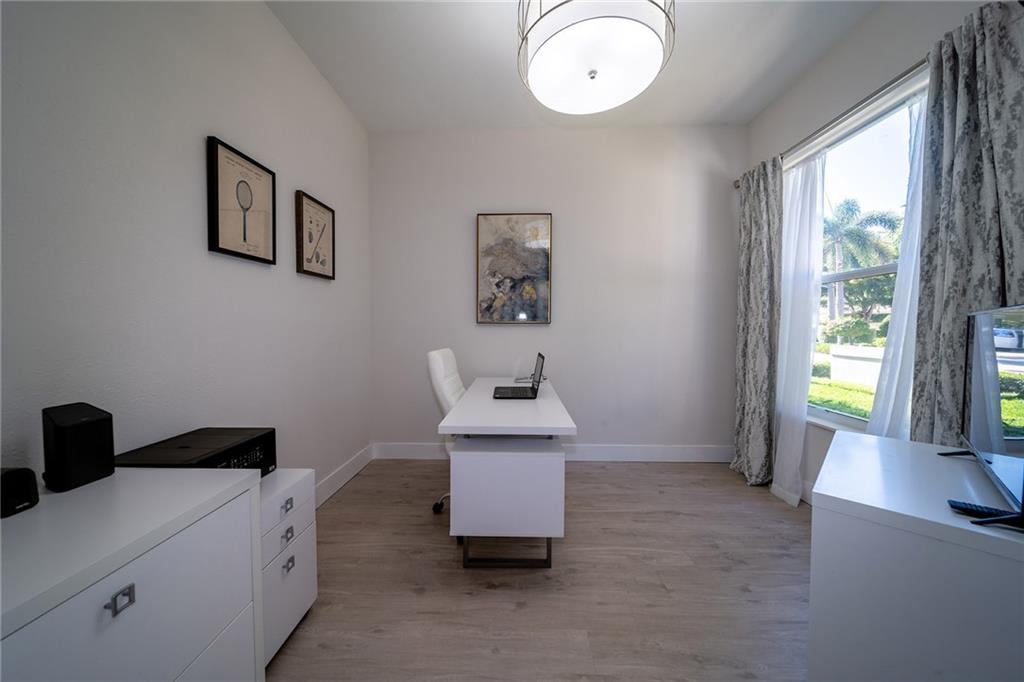 Ballenisles 03 - Residential