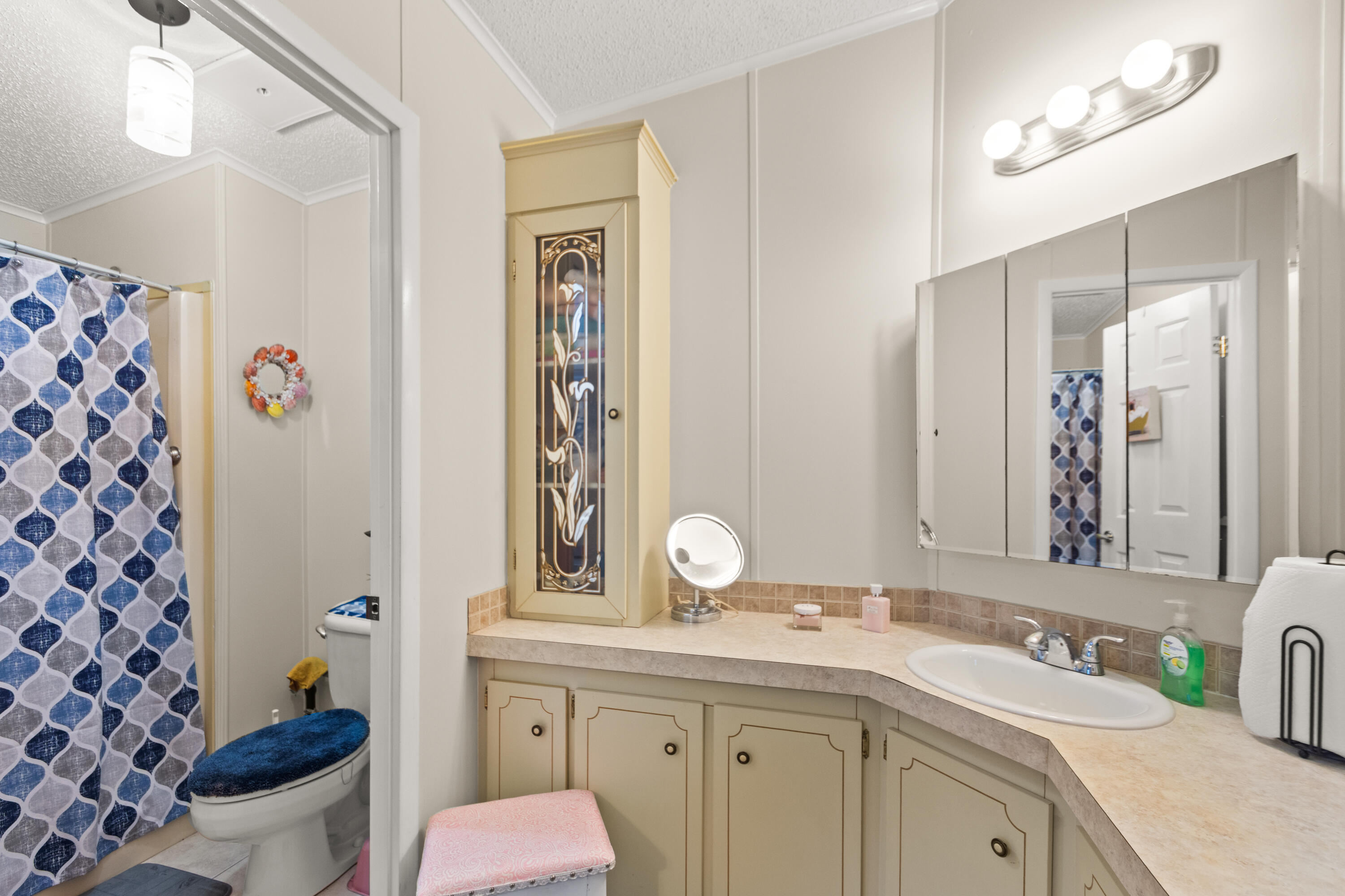 Spanish Lakes Riverfront - Residential