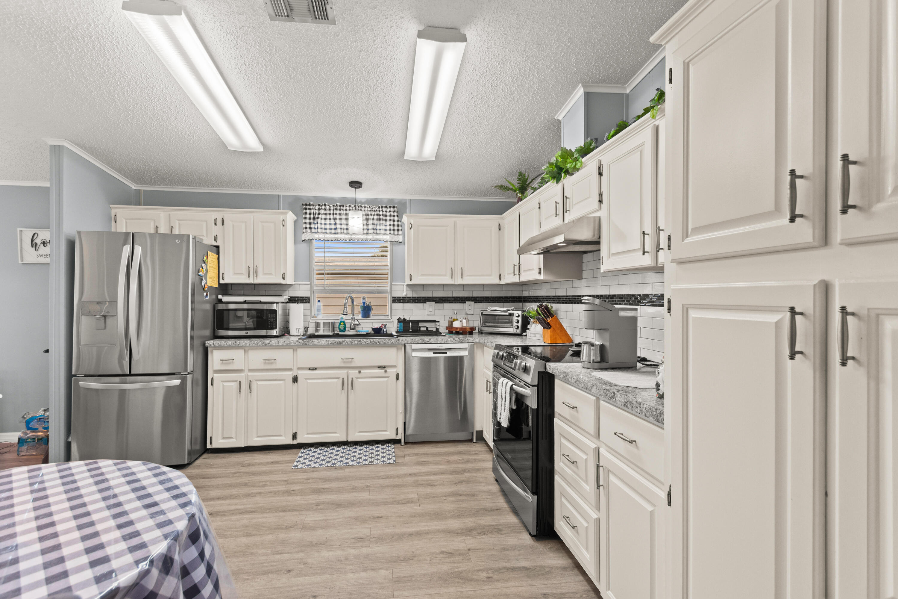 Spanish Lakes Riverfront - Residential