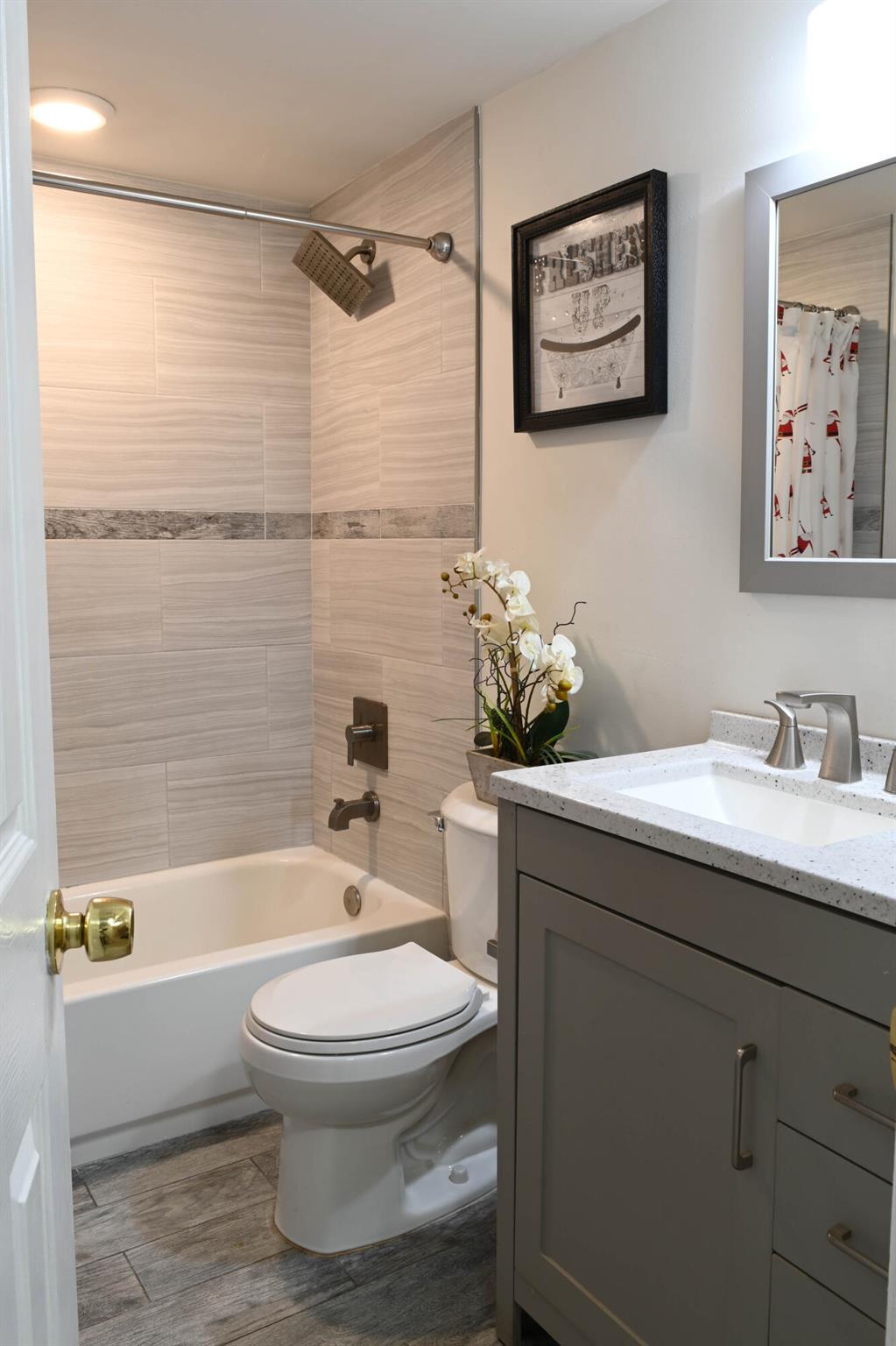 THE HORIZON WEST CONDO - Residential