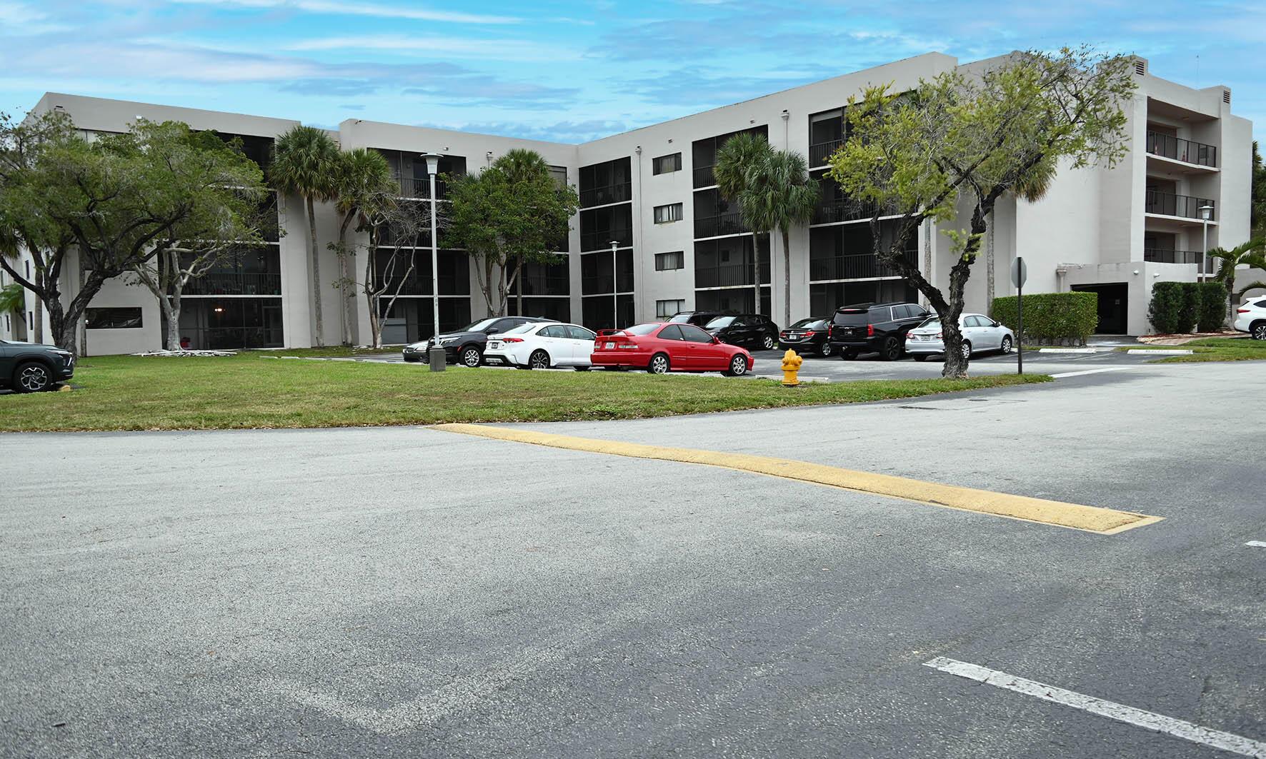 THE HORIZON WEST CONDO - Residential