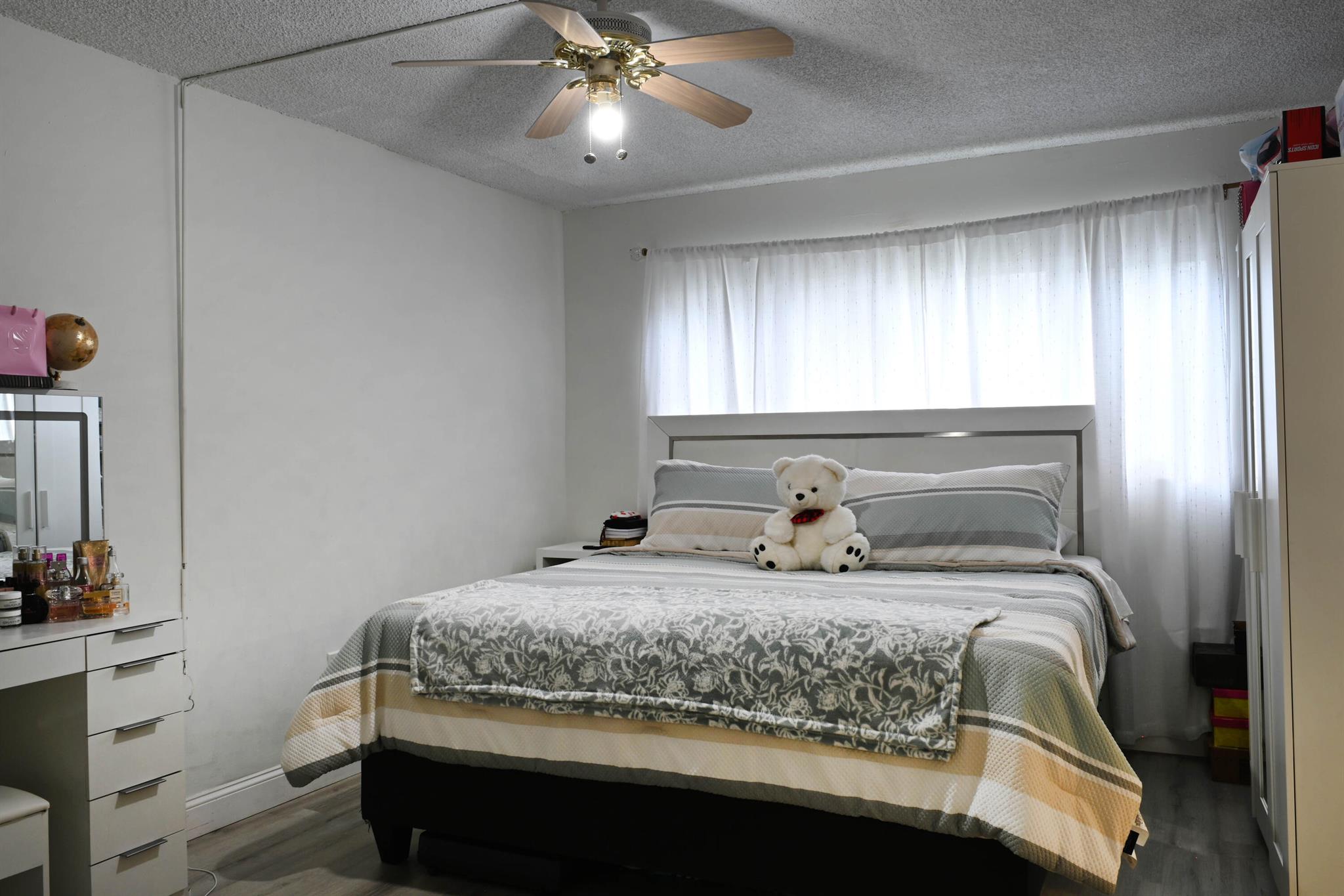 THE HORIZON WEST CONDO - Residential