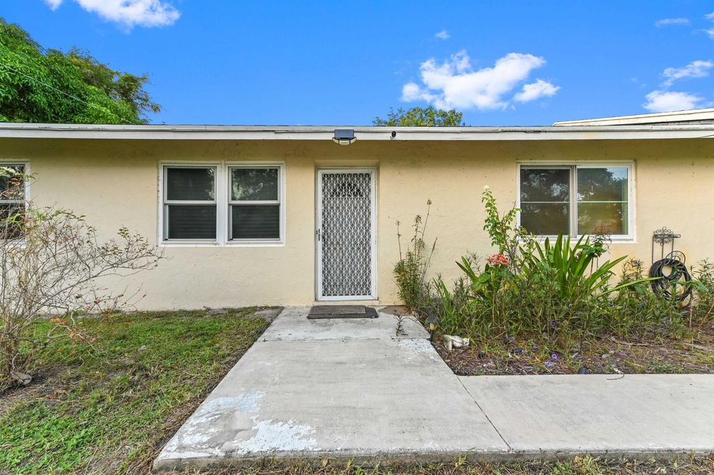Photo of 6541 Bishoff Road, West Palm Beach, FL 33413 (MLS # R11136523)