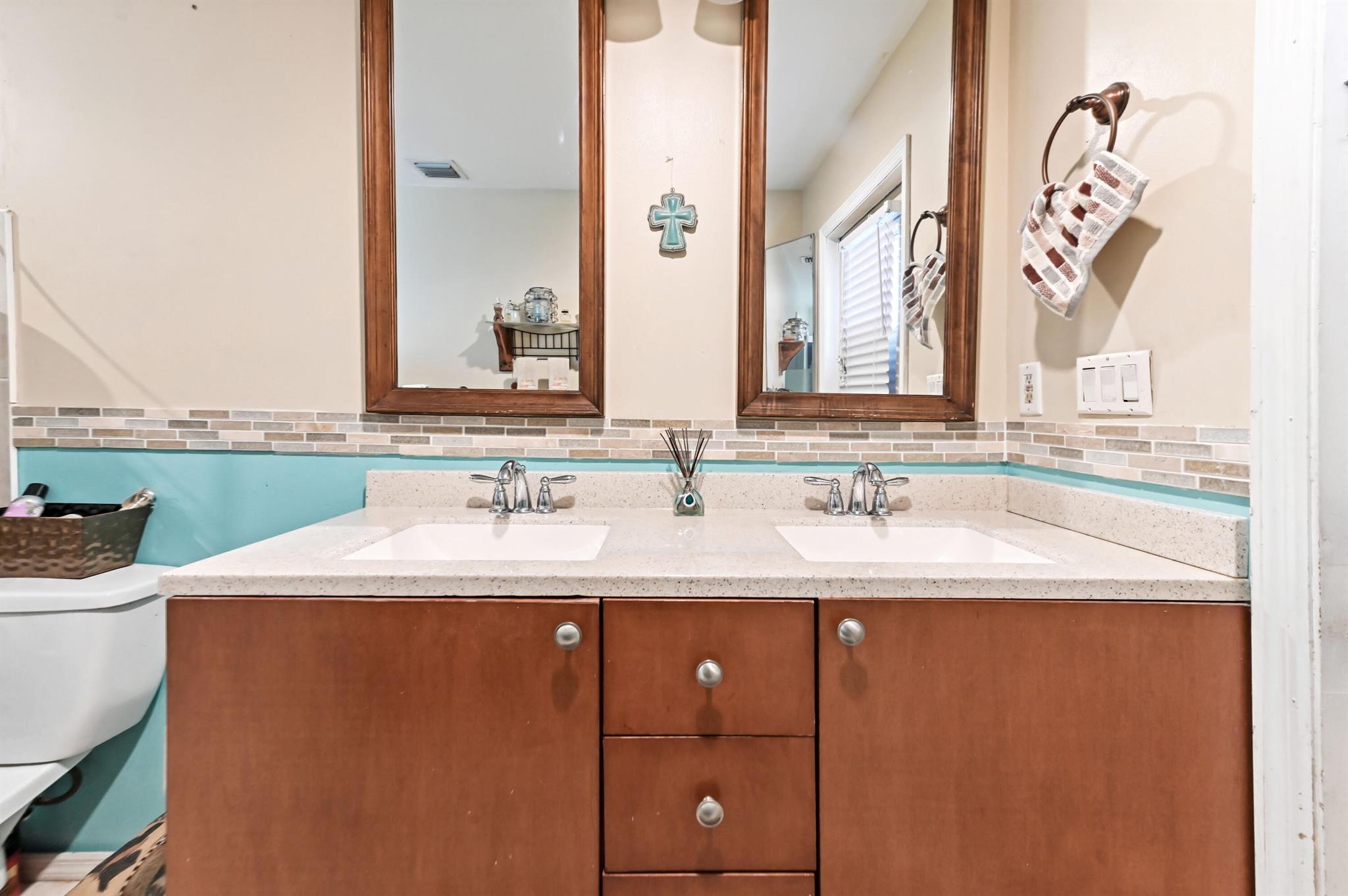 PALM BEACH FARMS - Residential