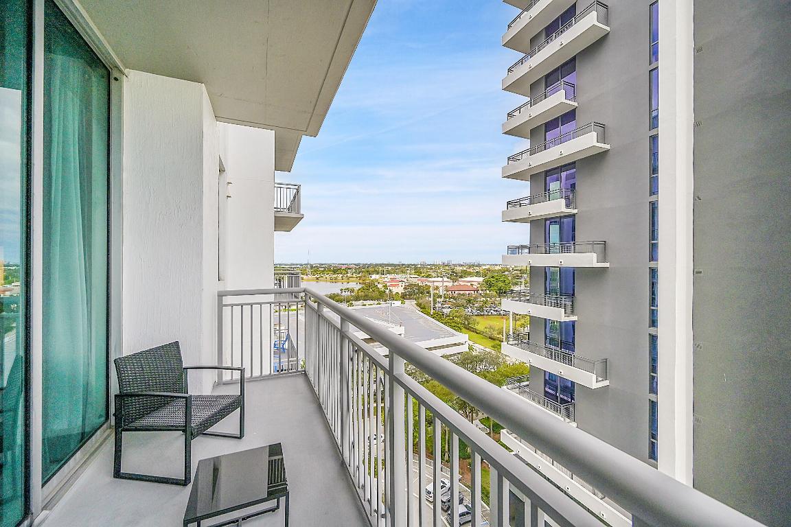 EDGE CONDO - Residential