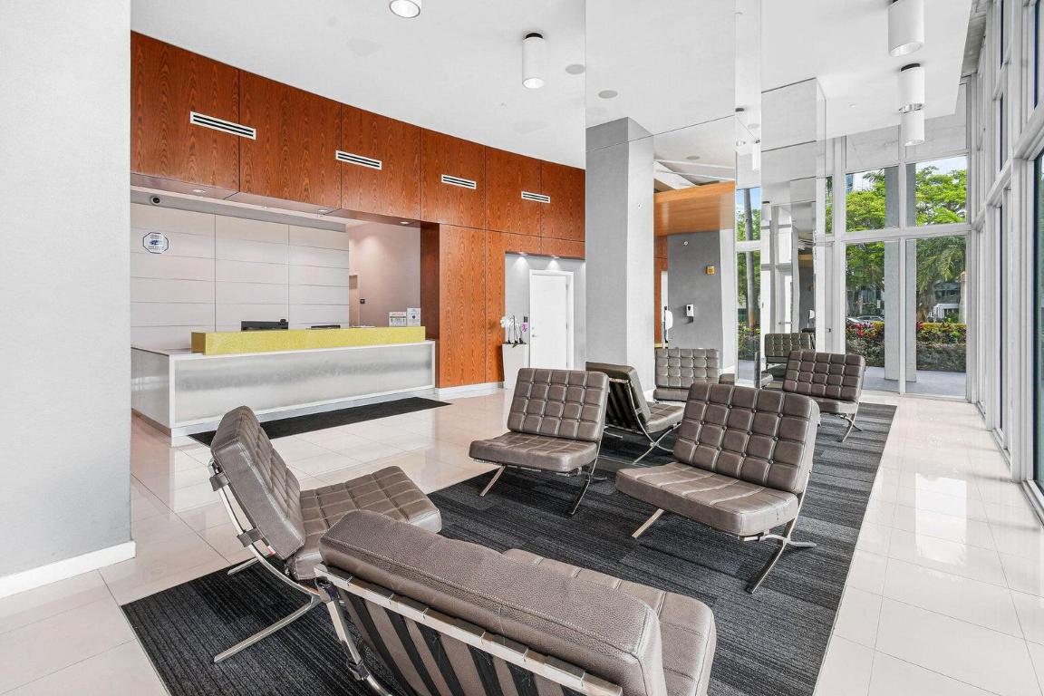 EDGE CONDO - Residential