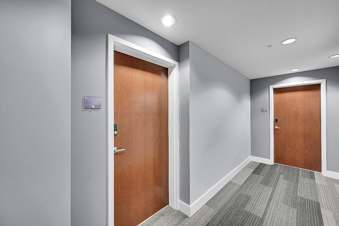 EDGE CONDO - Residential