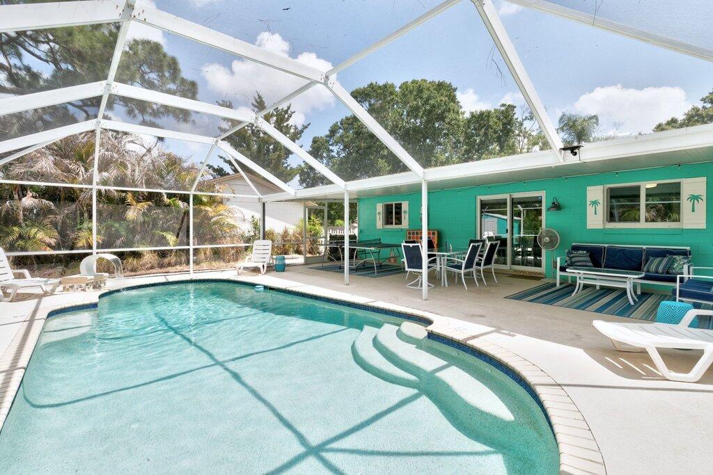 LAURELWOOD UNIT 1 - Residential