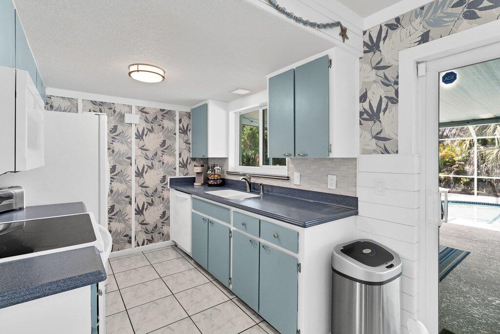 LAURELWOOD UNIT 1 - Residential