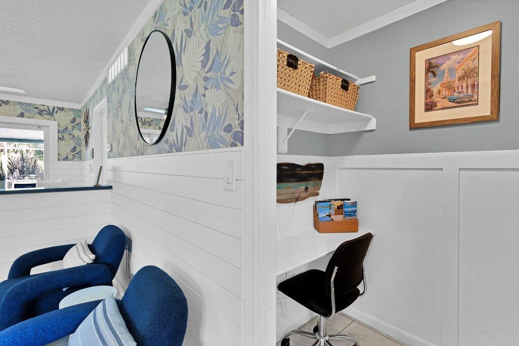 LAURELWOOD UNIT 1 - Residential